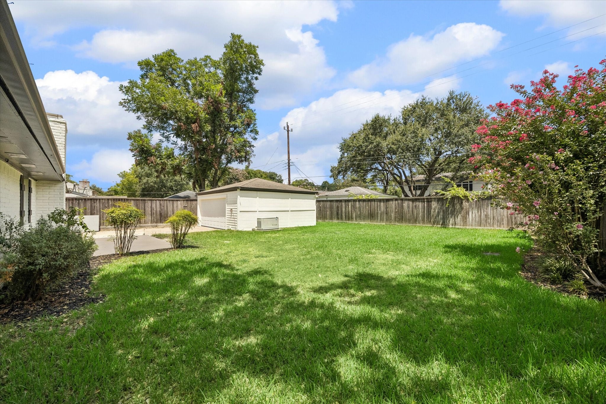 10618 Wickersham Lane Property Photo 25