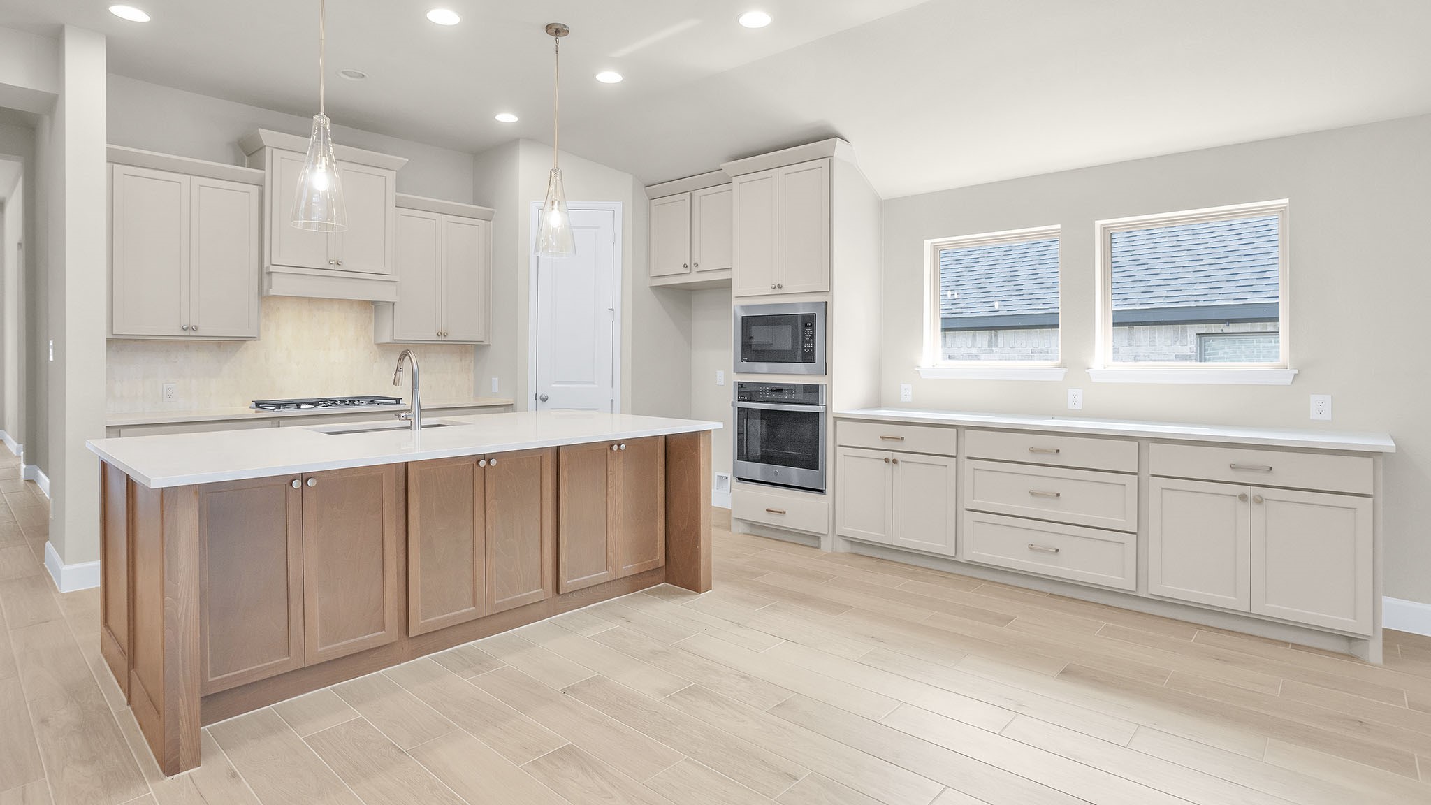 29769 Brushy Gables Drive Property Photo 15