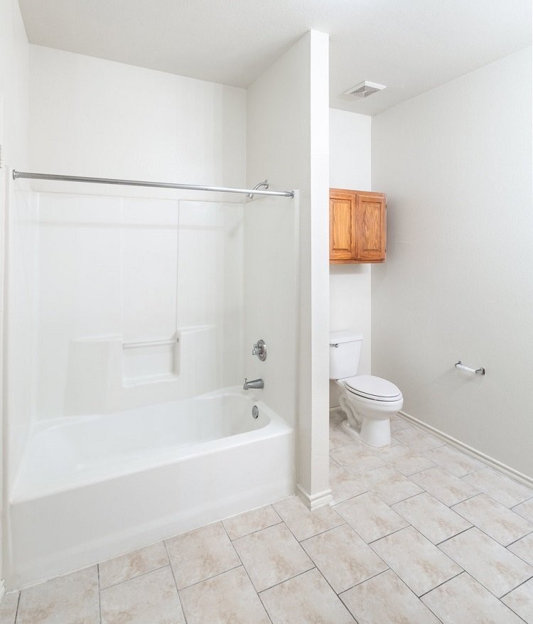 2201 Sycamore School Road Property Photo 10
