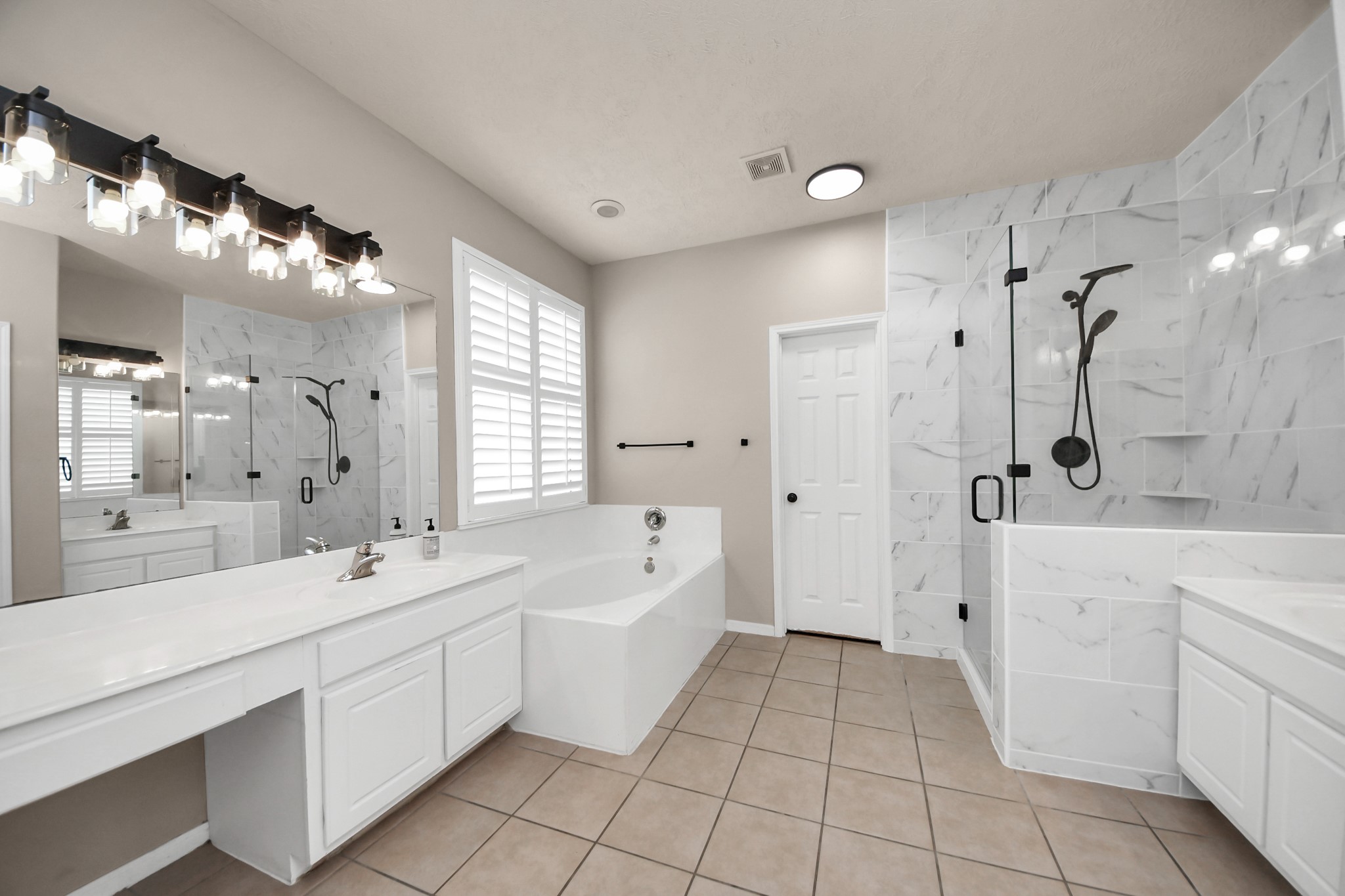 233 Rustic Oaks Drive Property Photo 22