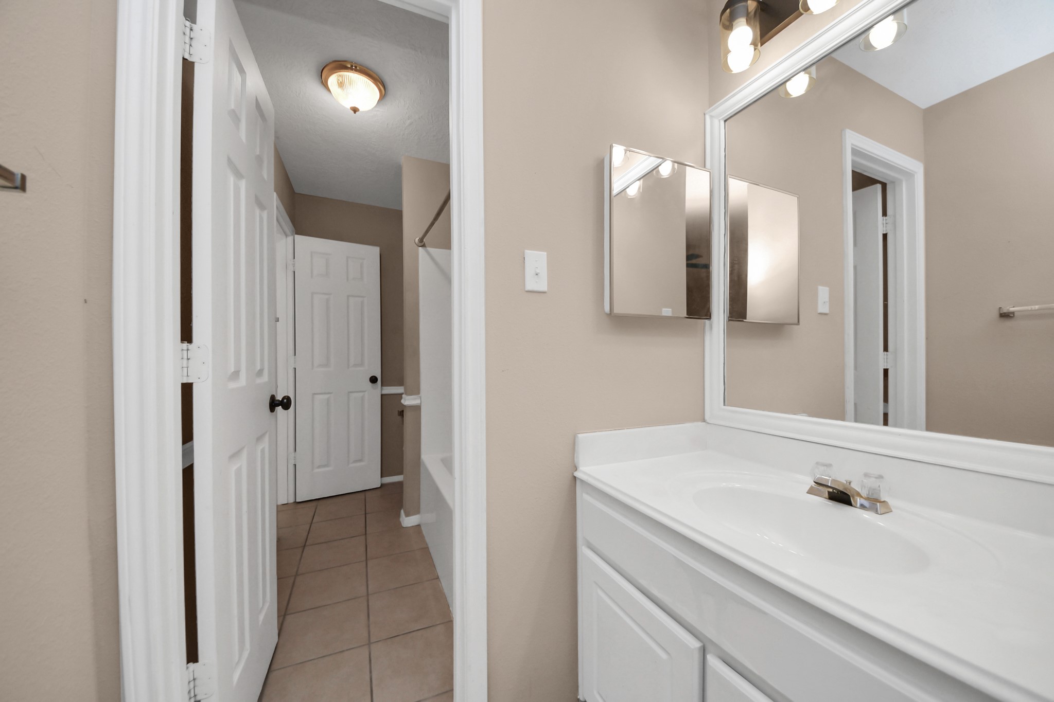 233 Rustic Oaks Drive Property Photo 26
