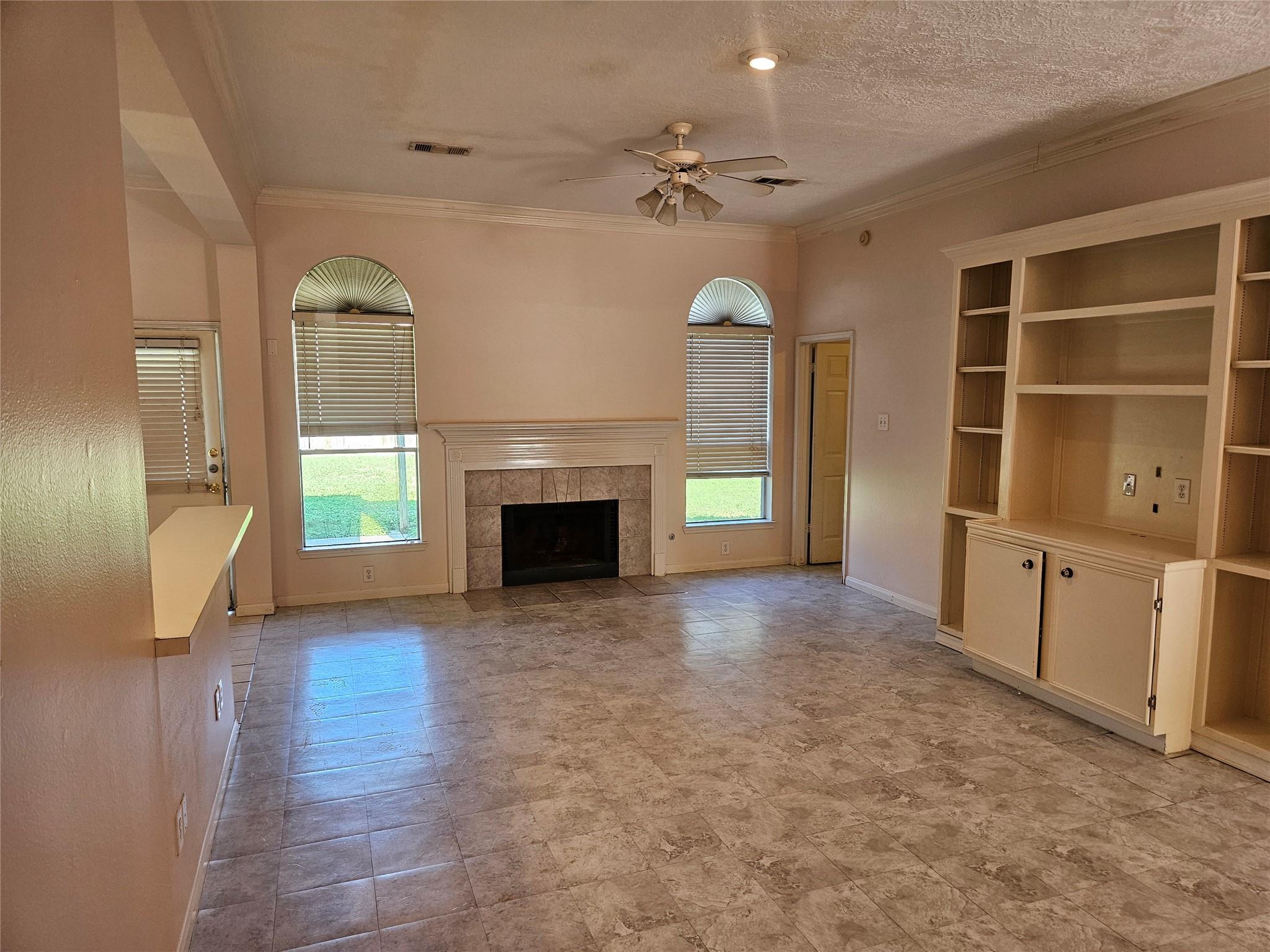 10319 Sable Trail Lane Property Photo 3