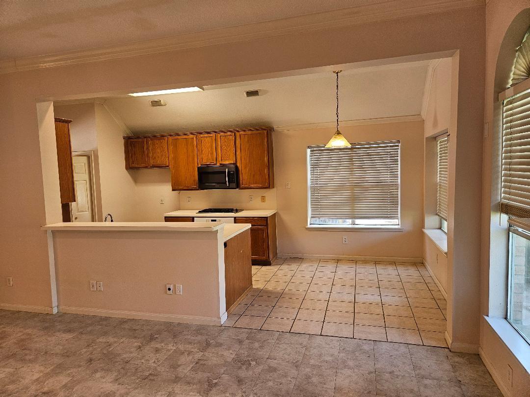10319 Sable Trail Lane Property Photo 5