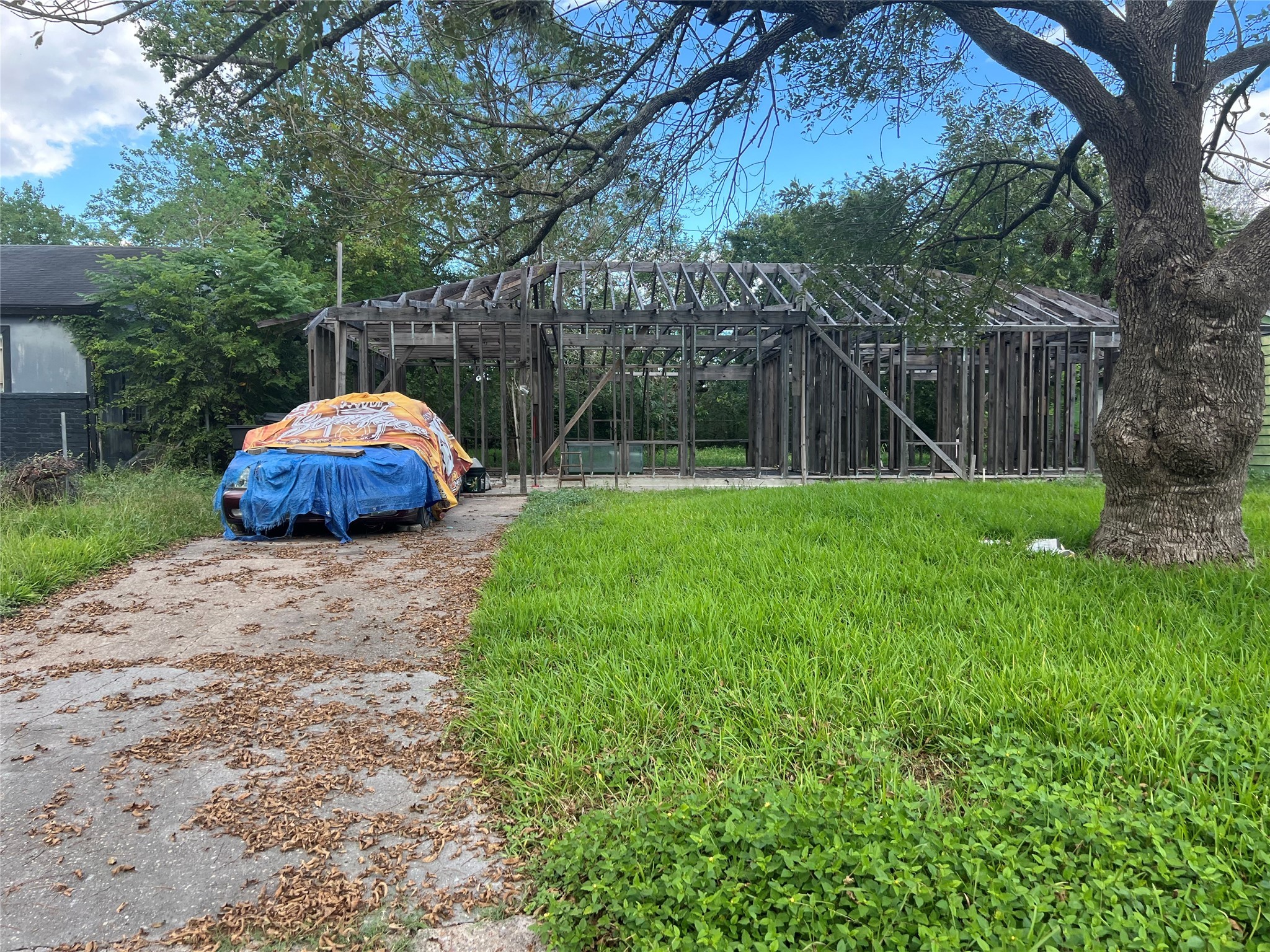 9323 Clearway Drive Property Photo 11