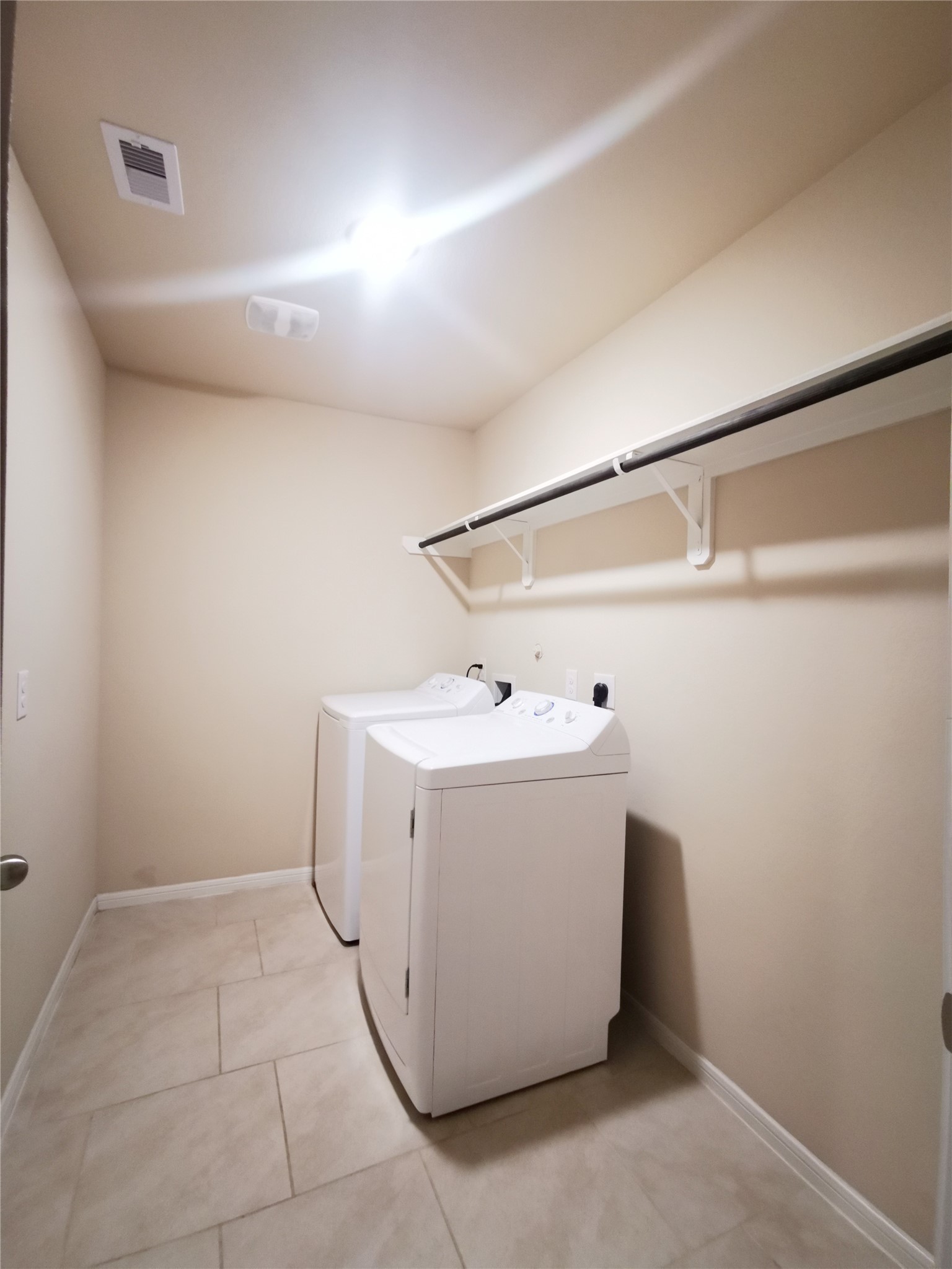 29202 Vernon Forest Court Property Photo 14
