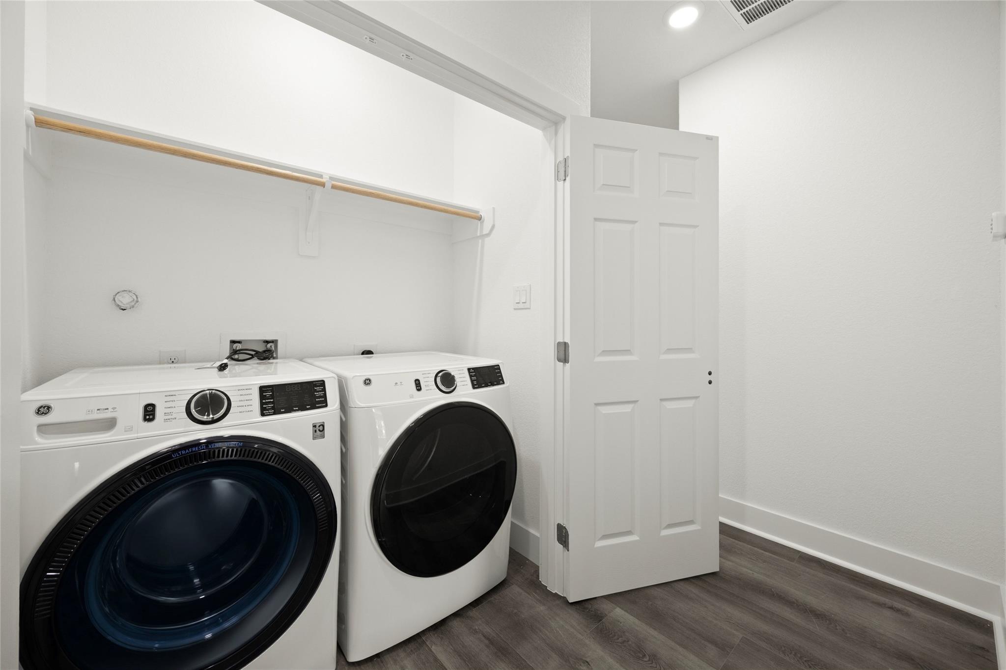 4104 Falls St Property Photo 13