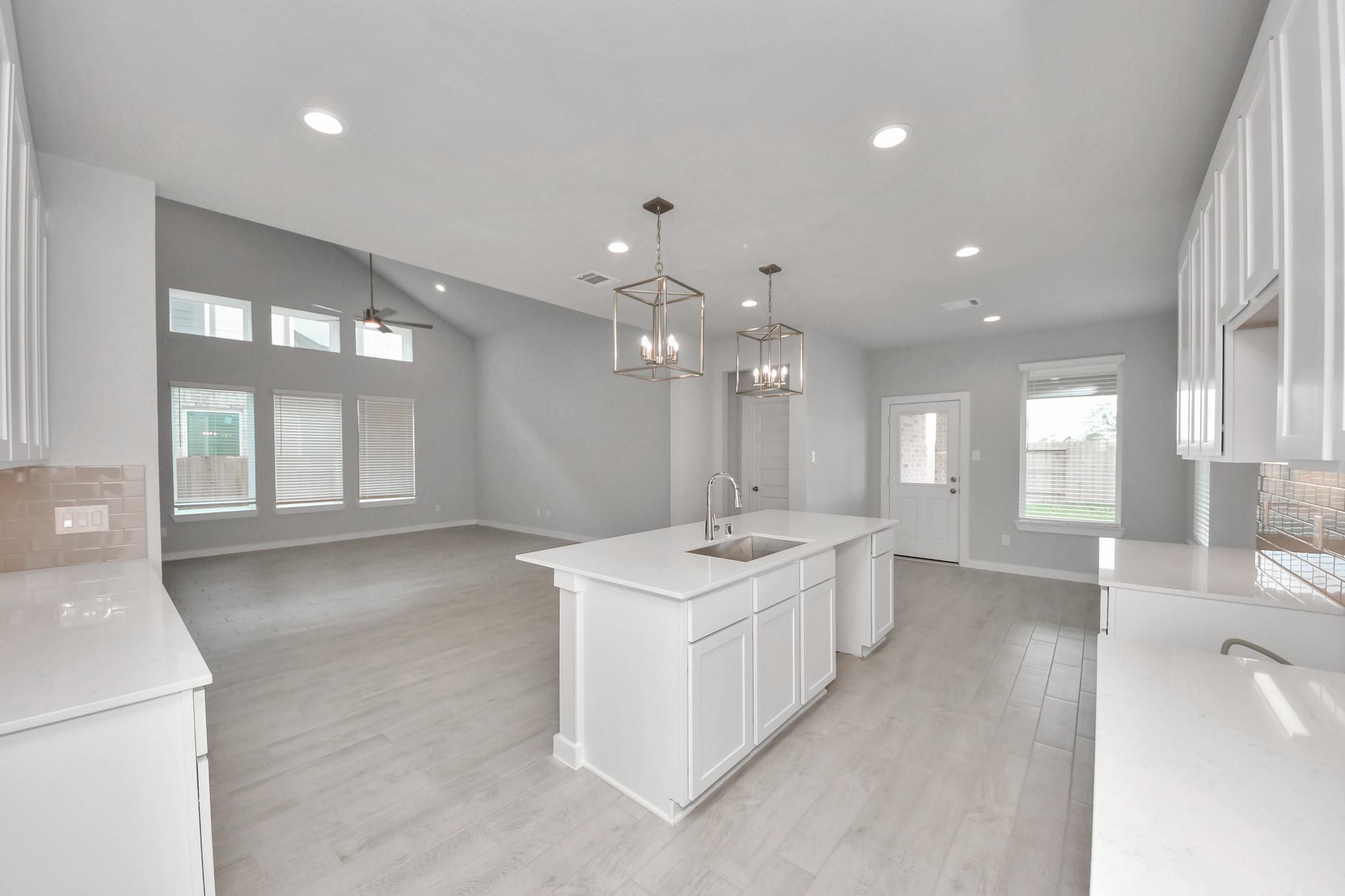 11635 Leafy Laurel Drive, Houston Tx 77066 Property Photo 10