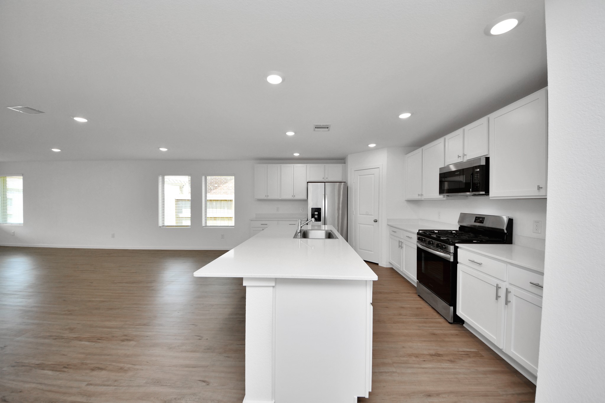 2111 Hyde Acres Street Property Photo 14