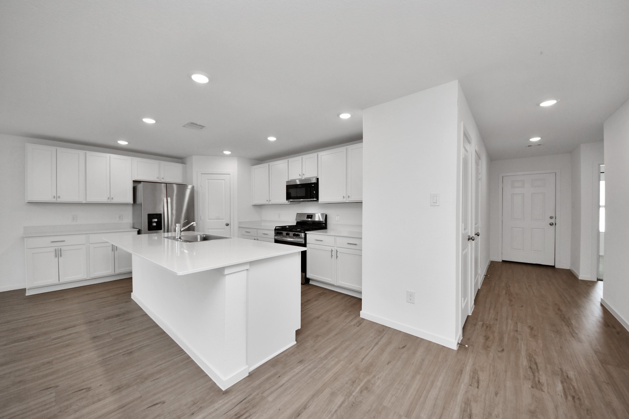 2111 Hyde Acres Street Property Photo 17
