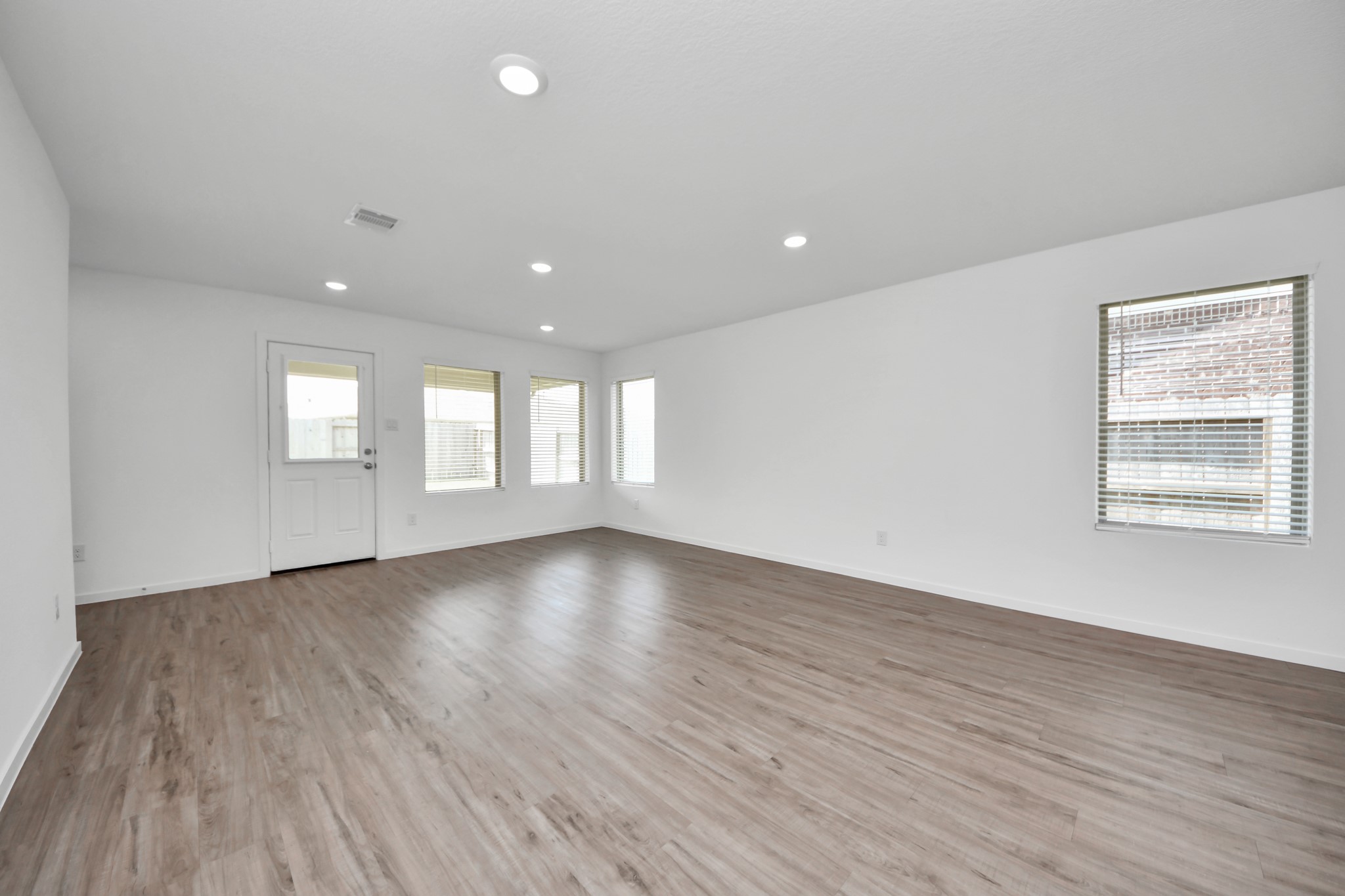 2111 Hyde Acres Street Property Photo 26