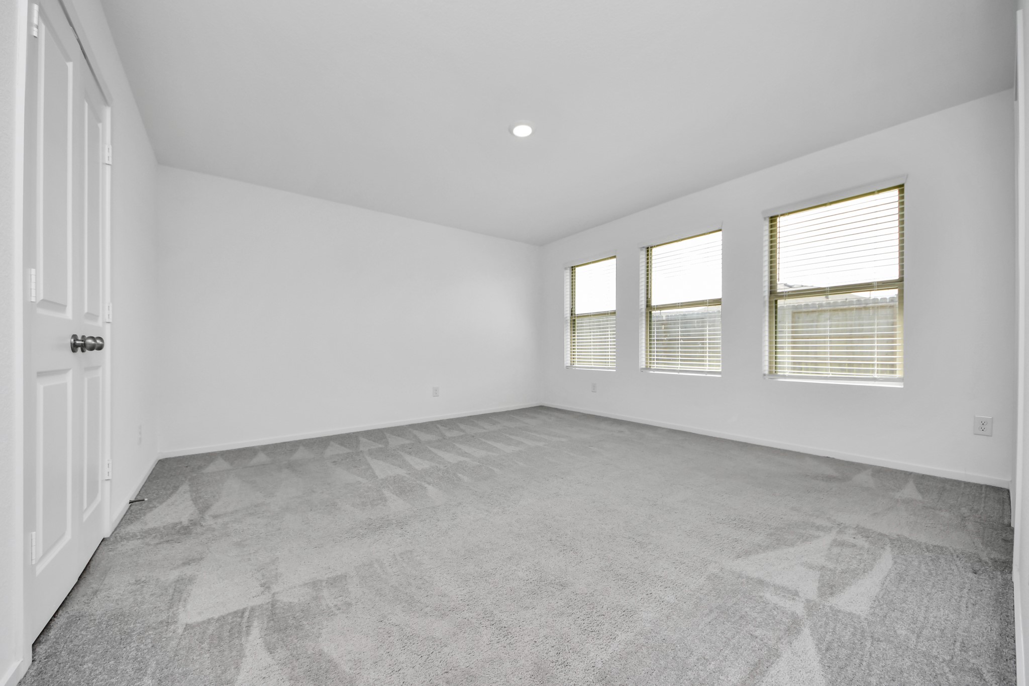 2111 Hyde Acres Street Property Photo 27