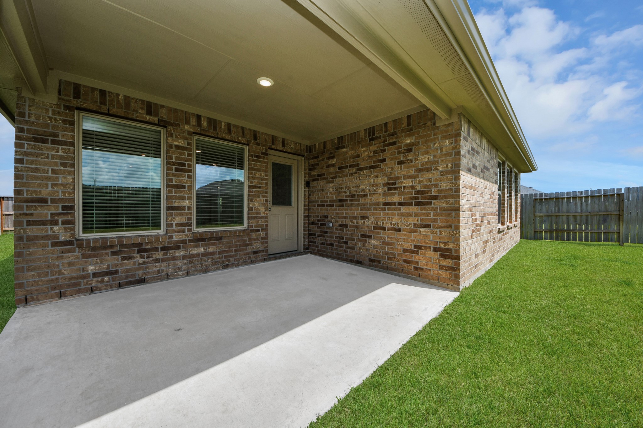 2111 Hyde Acres Street Property Photo 35