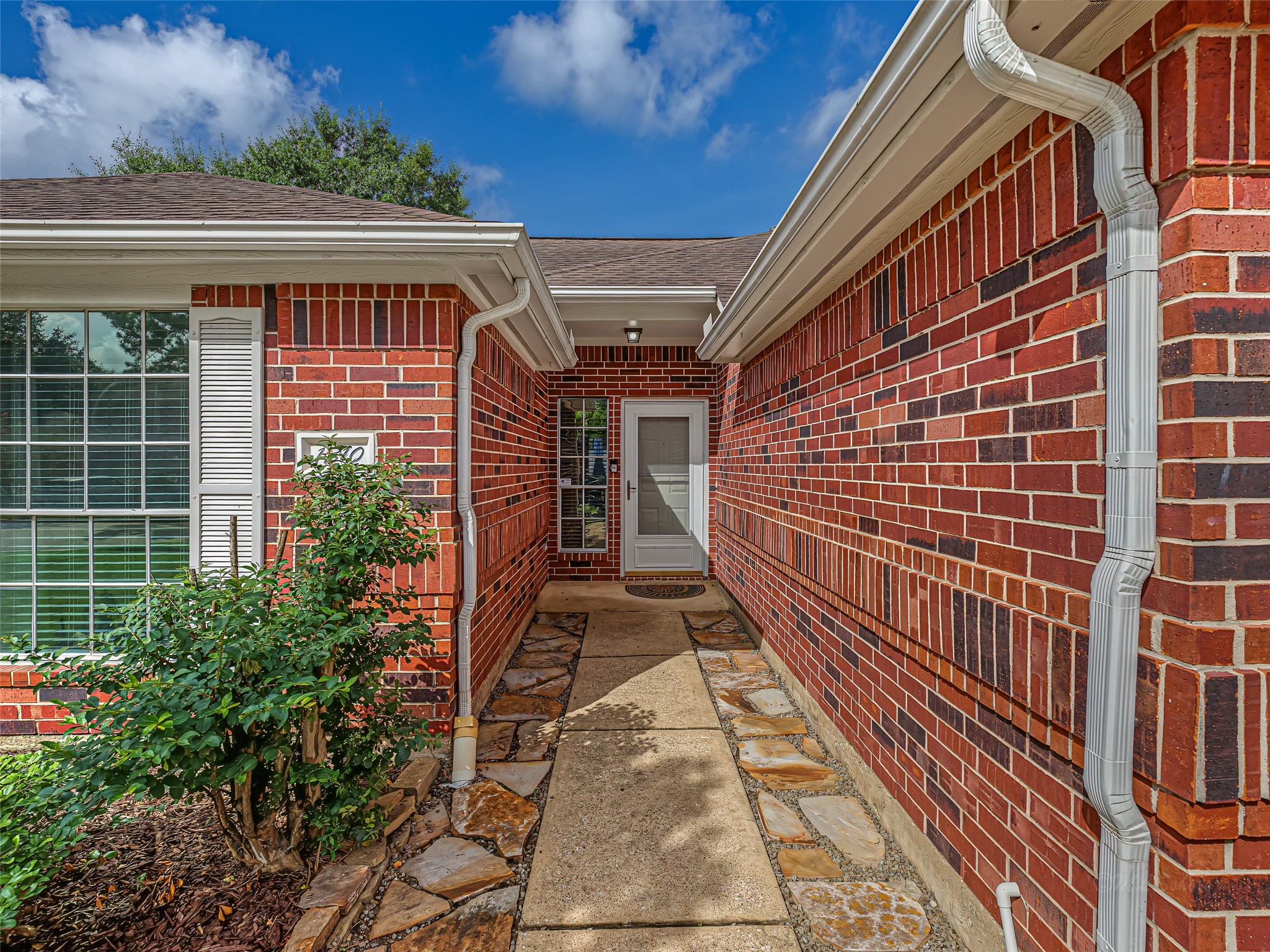 1310 Hidden Canyon Road Property Photo 4