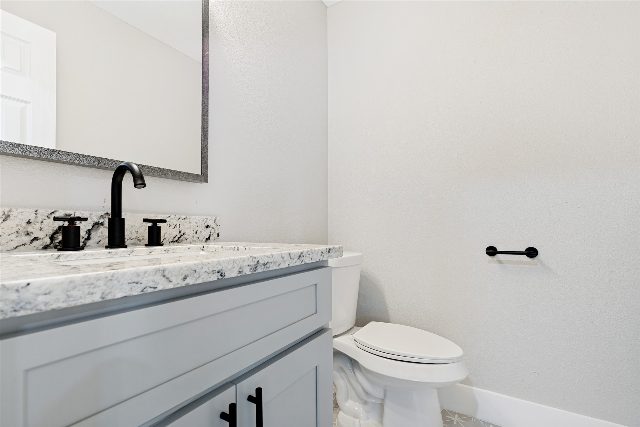 10903 Holly Springs Drive Property Photo 9