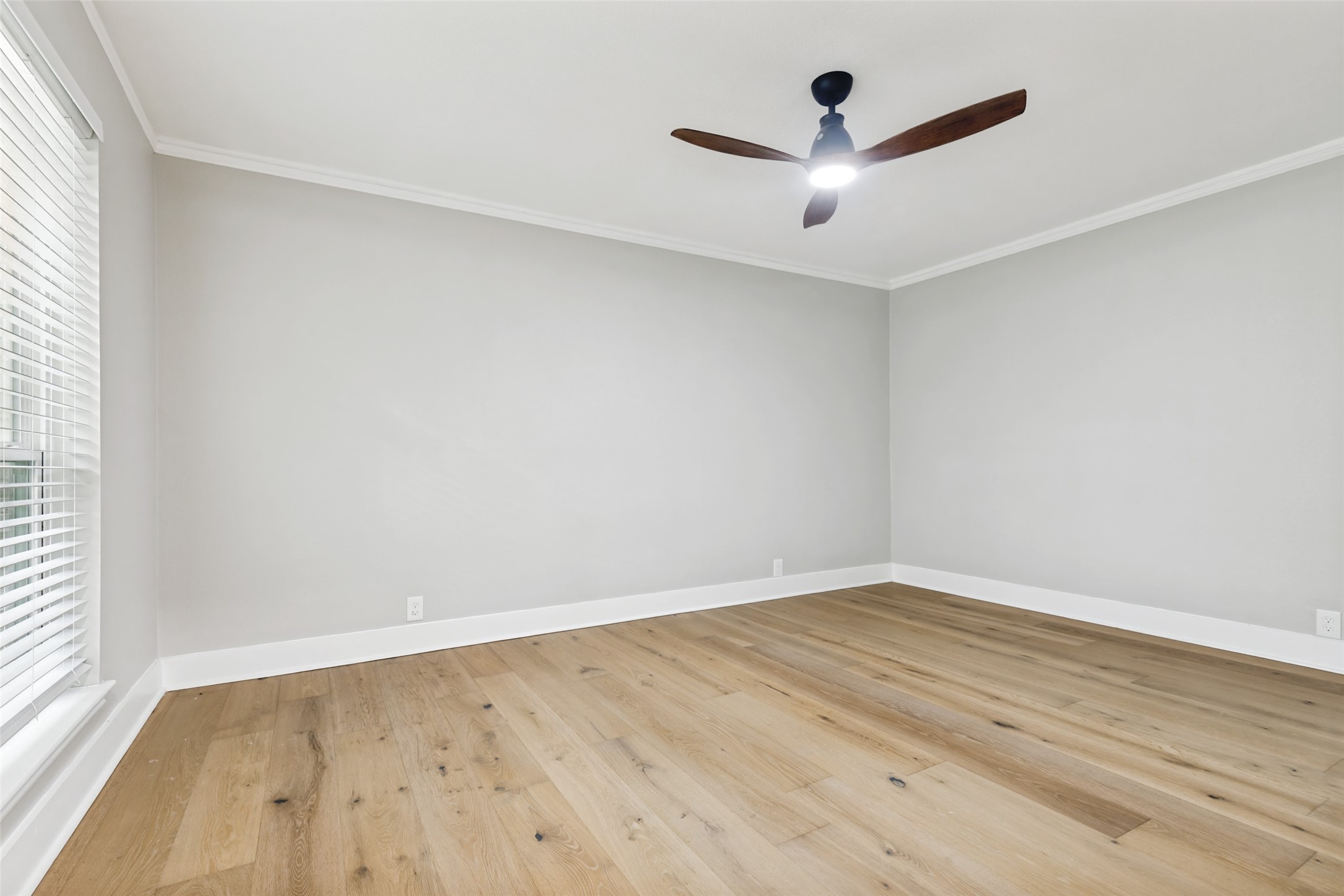 10903 Holly Springs Drive Property Photo 17