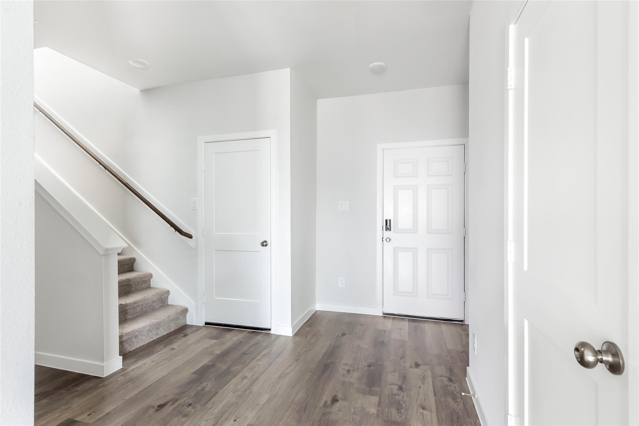 11614 Prosperity Drive Property Photo 6