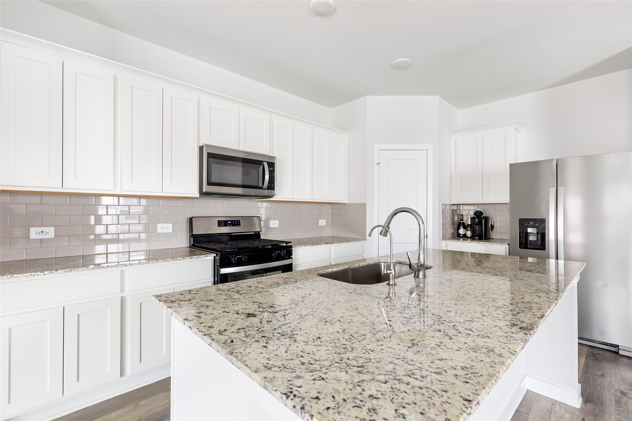 11614 Prosperity Drive Property Photo 15