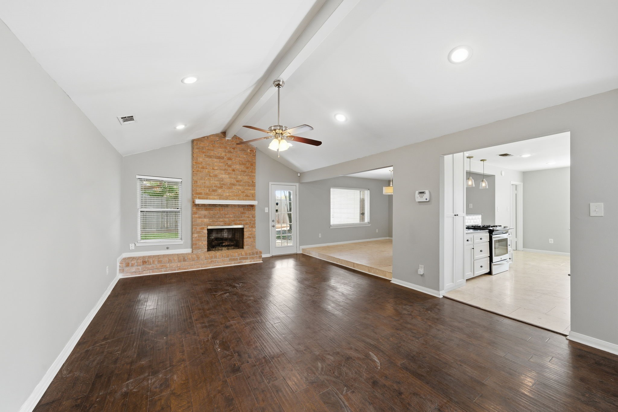 2502 Hollow Hook Road Property Photo 3