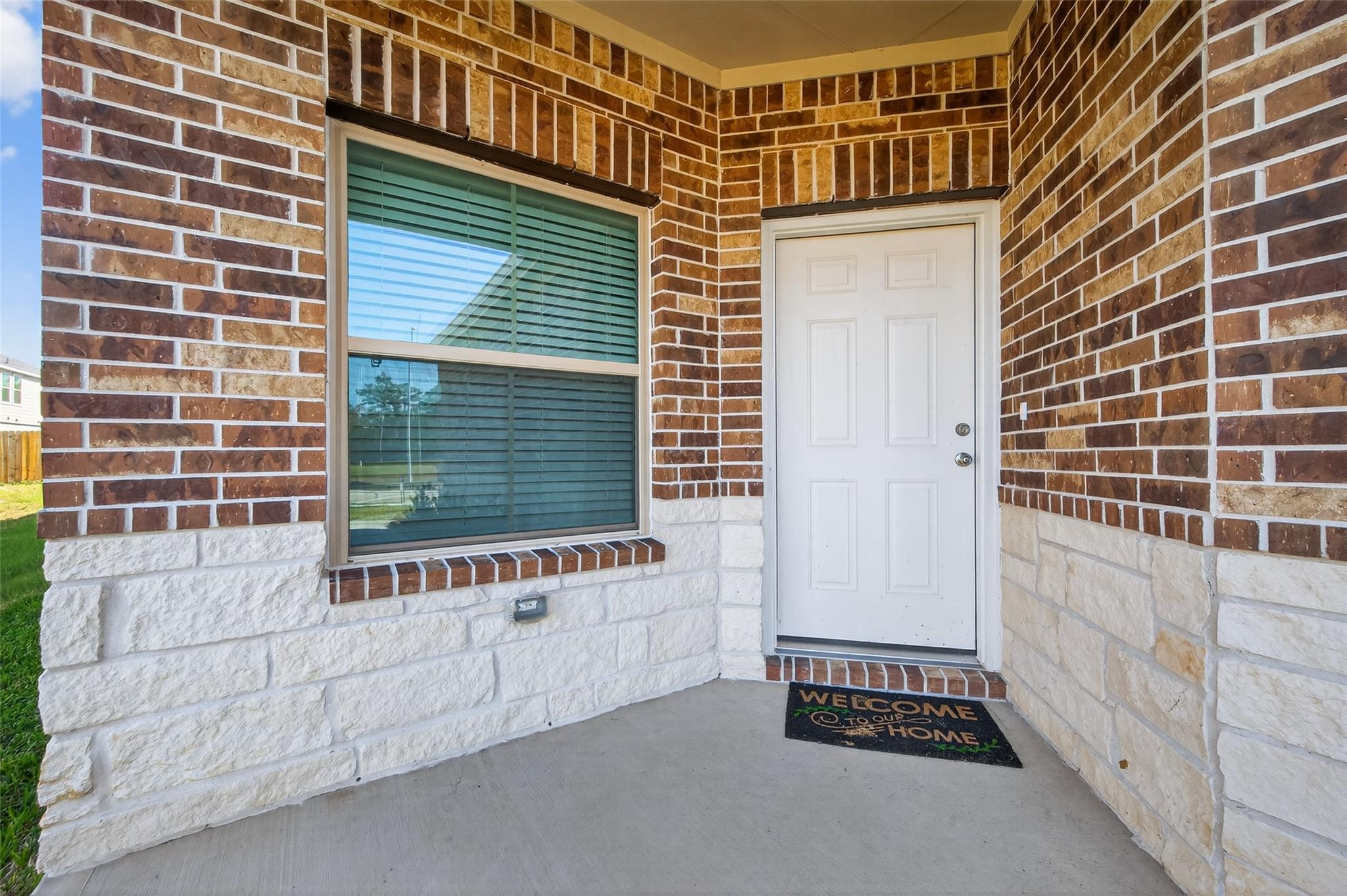 24708 Lago Bay Lane, Huffman Tx 77336 Property Photo 3