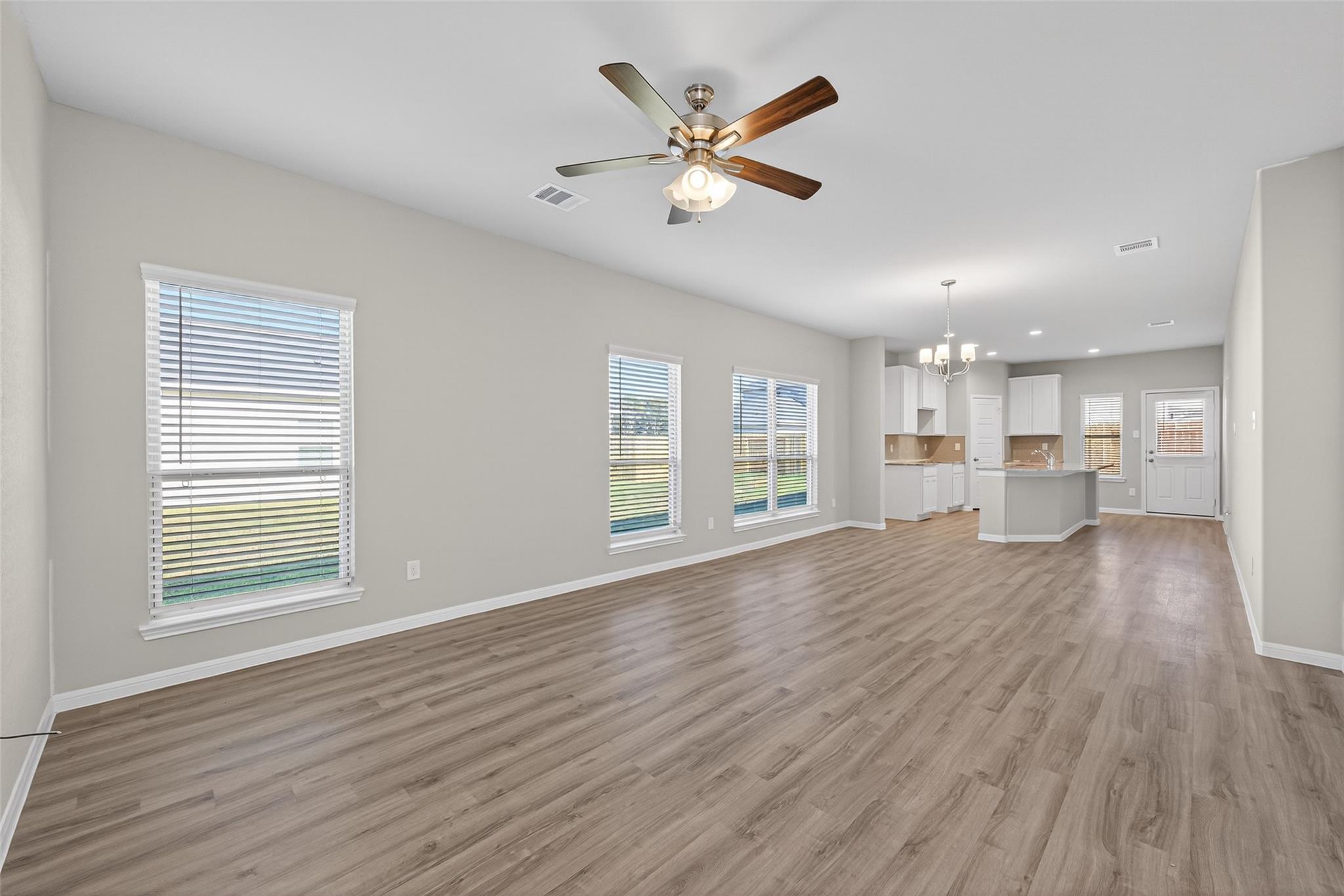 24708 Lago Bay Lane, Huffman Tx 77336 Property Photo 6