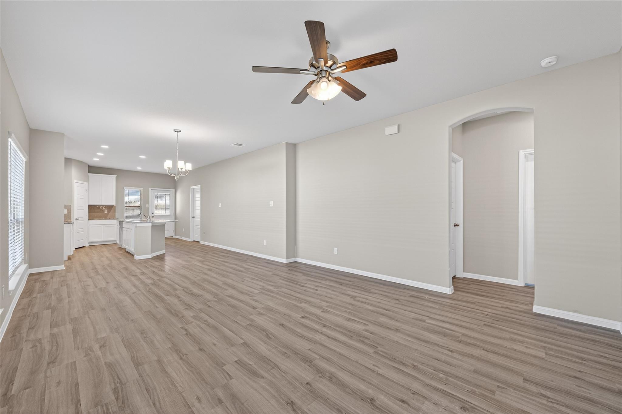 24708 Lago Bay Lane, Huffman Tx 77336 Property Photo 7