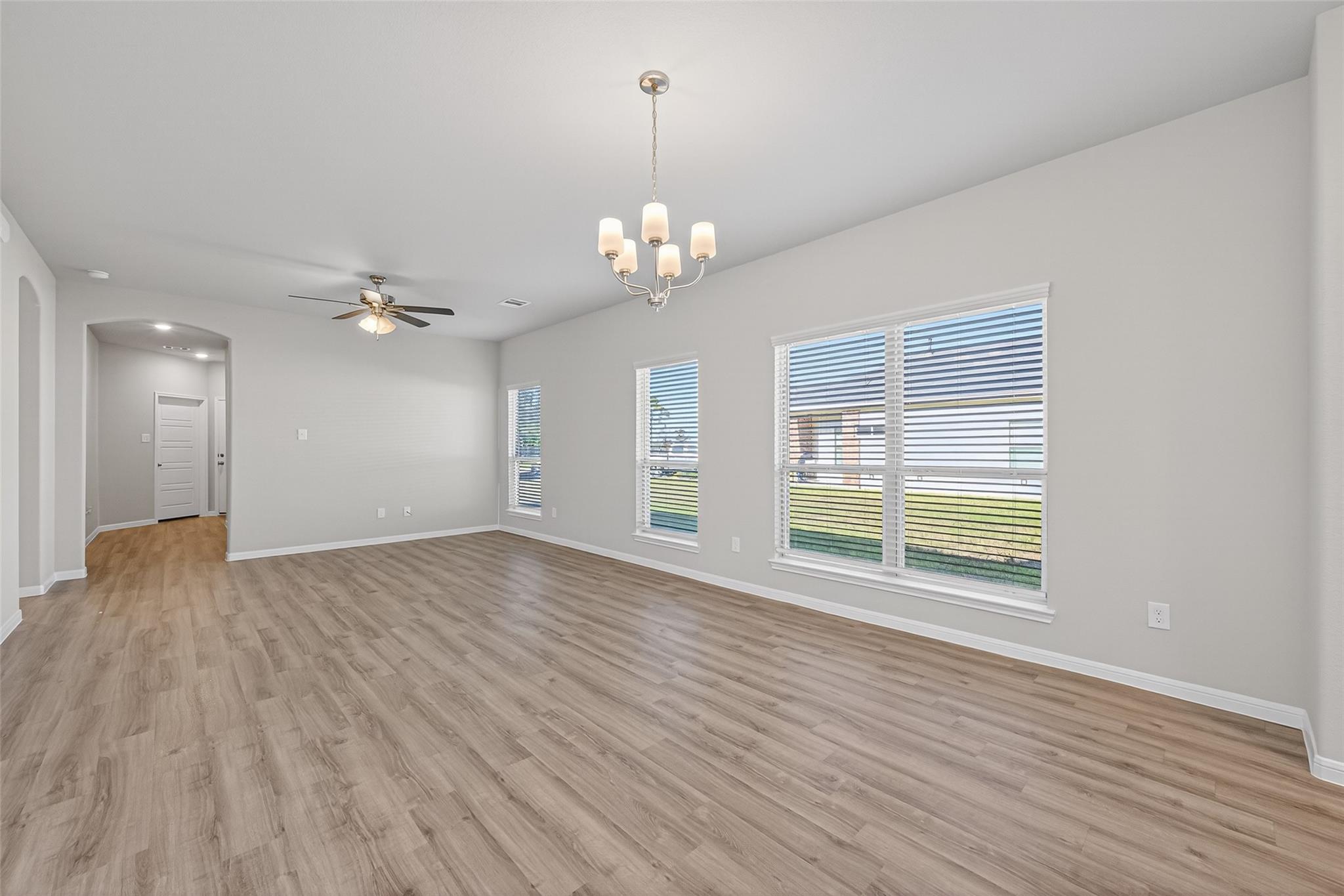 24708 Lago Bay Lane, Huffman Tx 77336 Property Photo 9