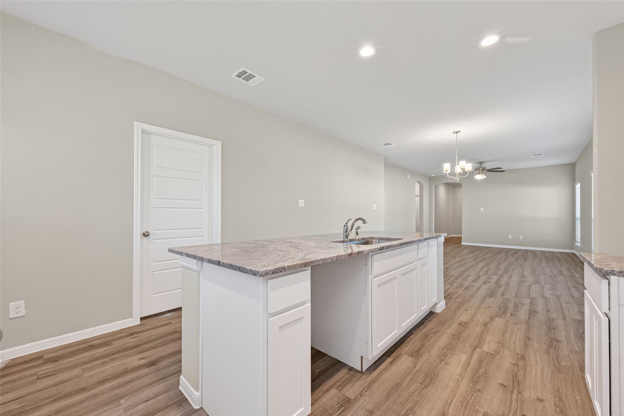 24708 Lago Bay Lane, Huffman Tx 77336 Property Photo 14