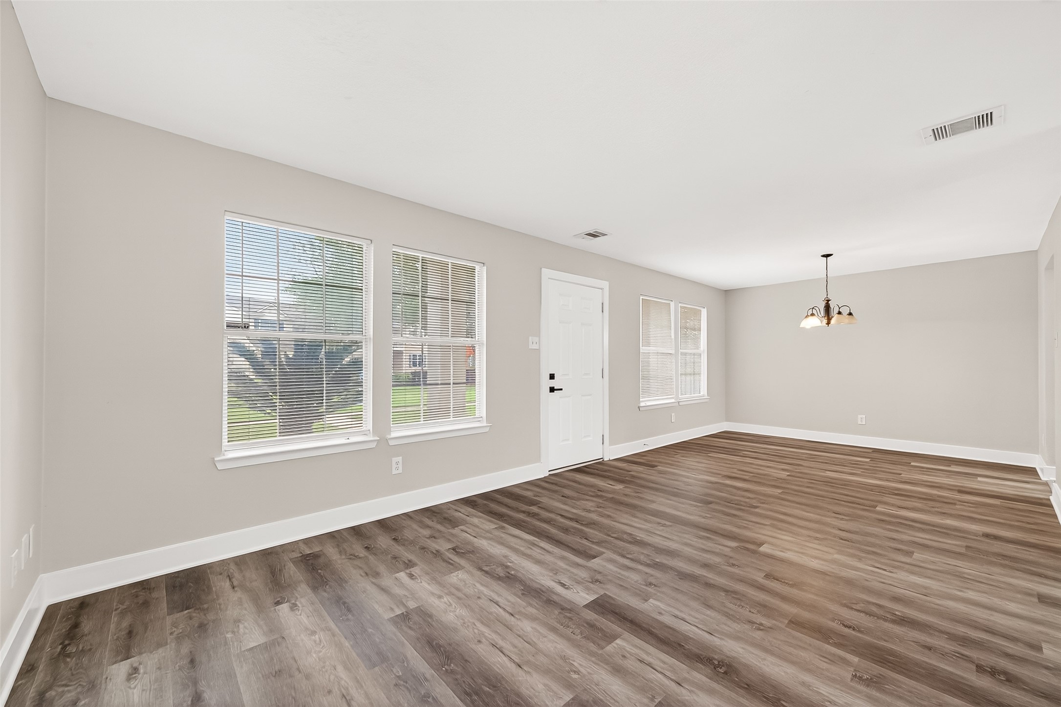 19522 Wann Park Drive Property Photo 5