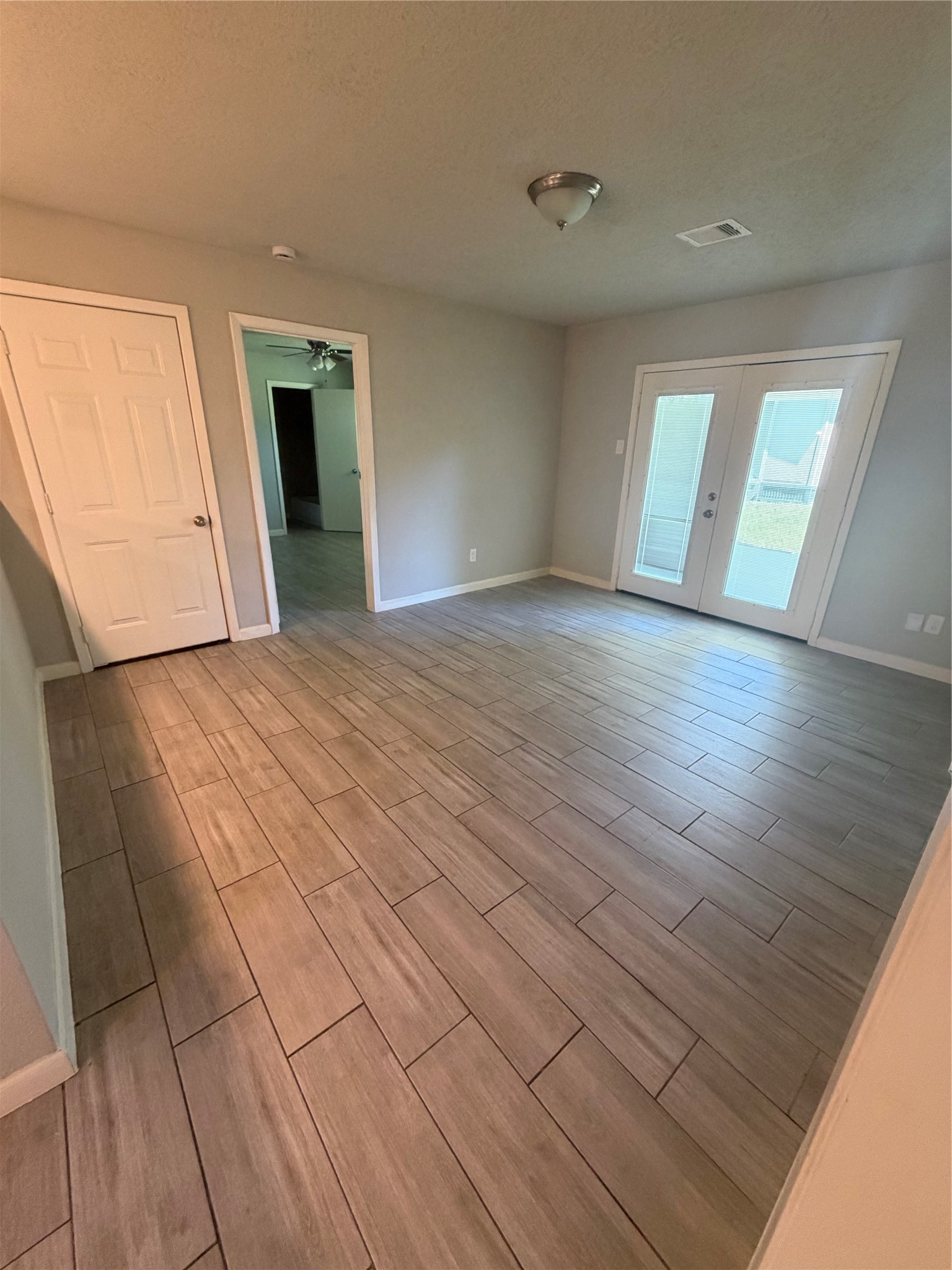 3242 Dalmatian Drive Property Photo 8