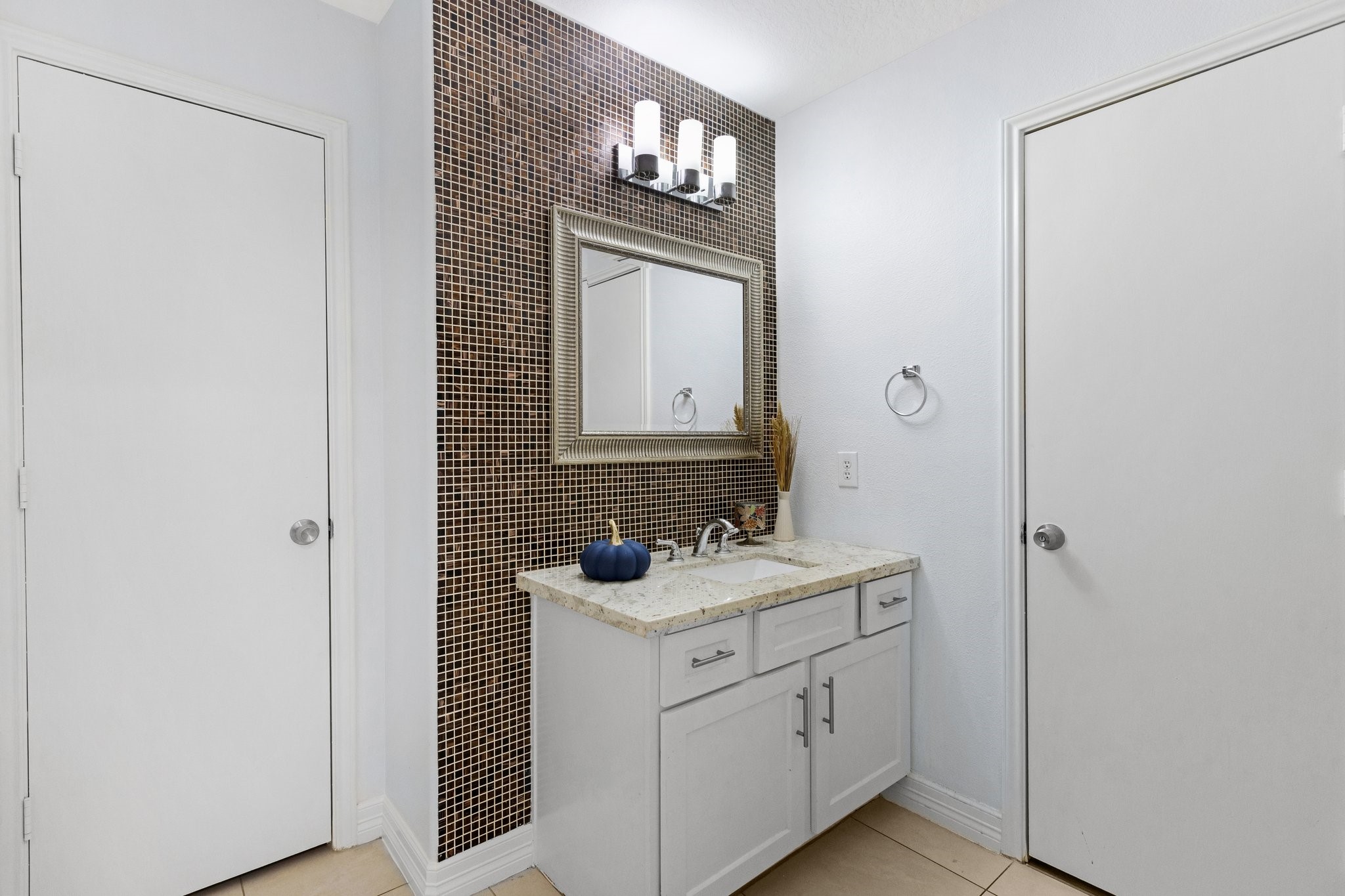 3507 Clipper Winds Way Property Photo 11