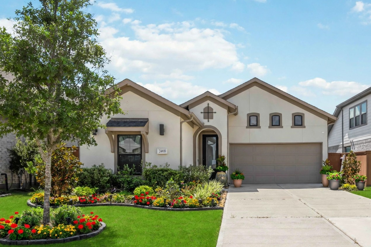 24819 Yellow Spruce Circle Property Photo 1