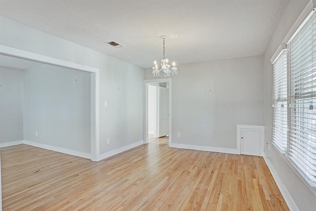 408 N Hunt Property Photo 4