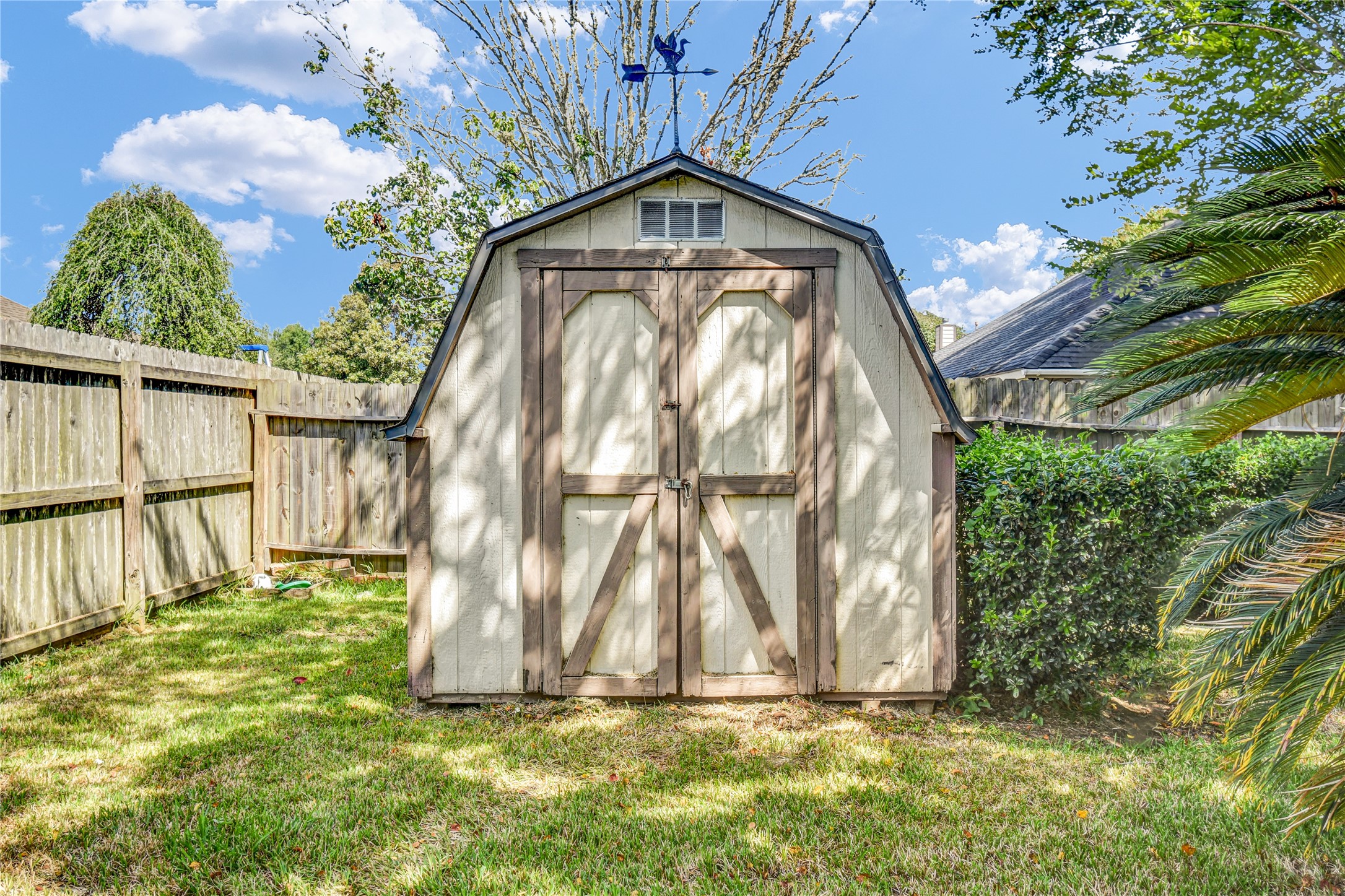 310 Chestnut Street Property Photo 27