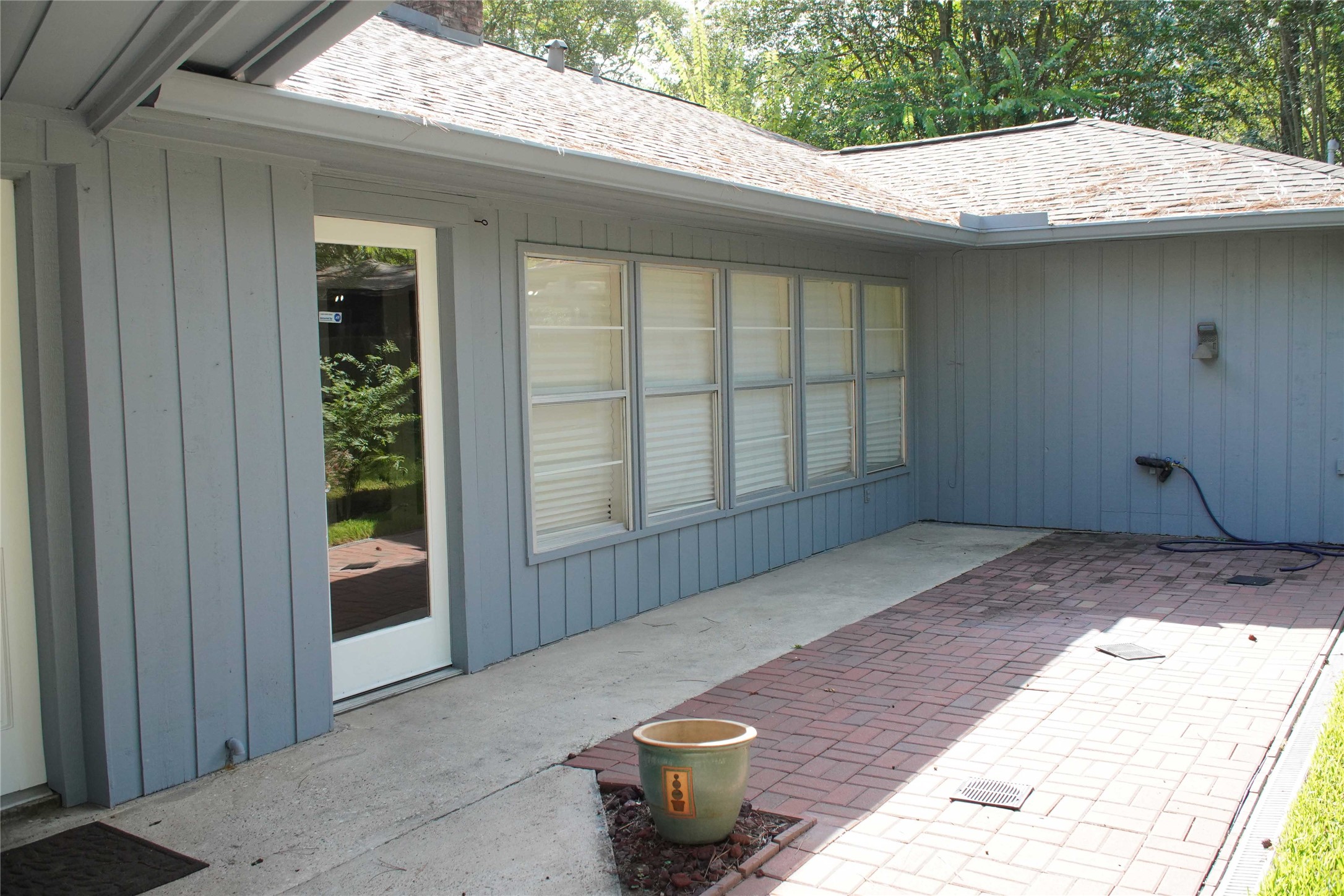 22311 Greenbrook Drive Property Photo 12