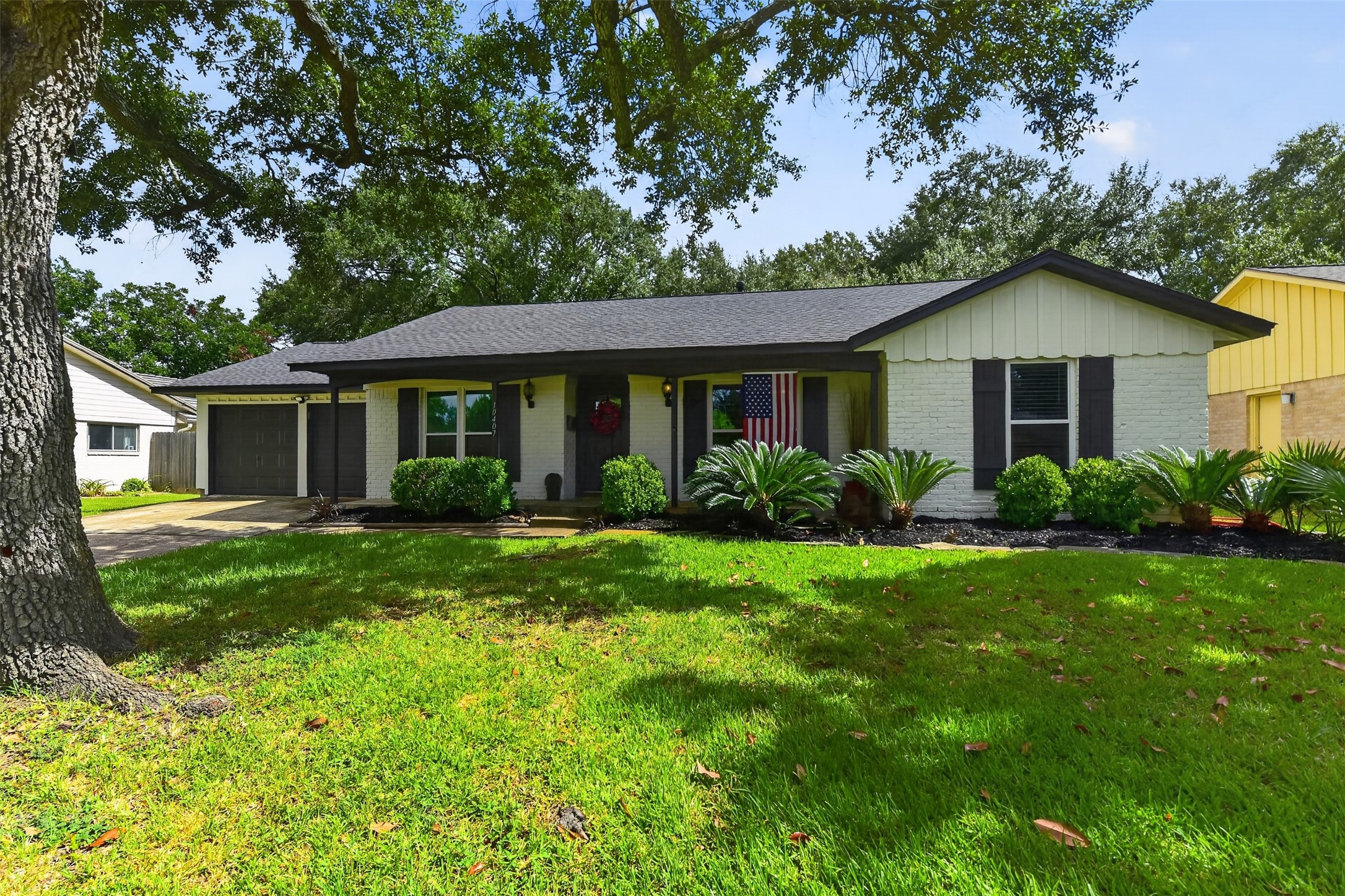 10407 Winding Trail Road Property Photo 1