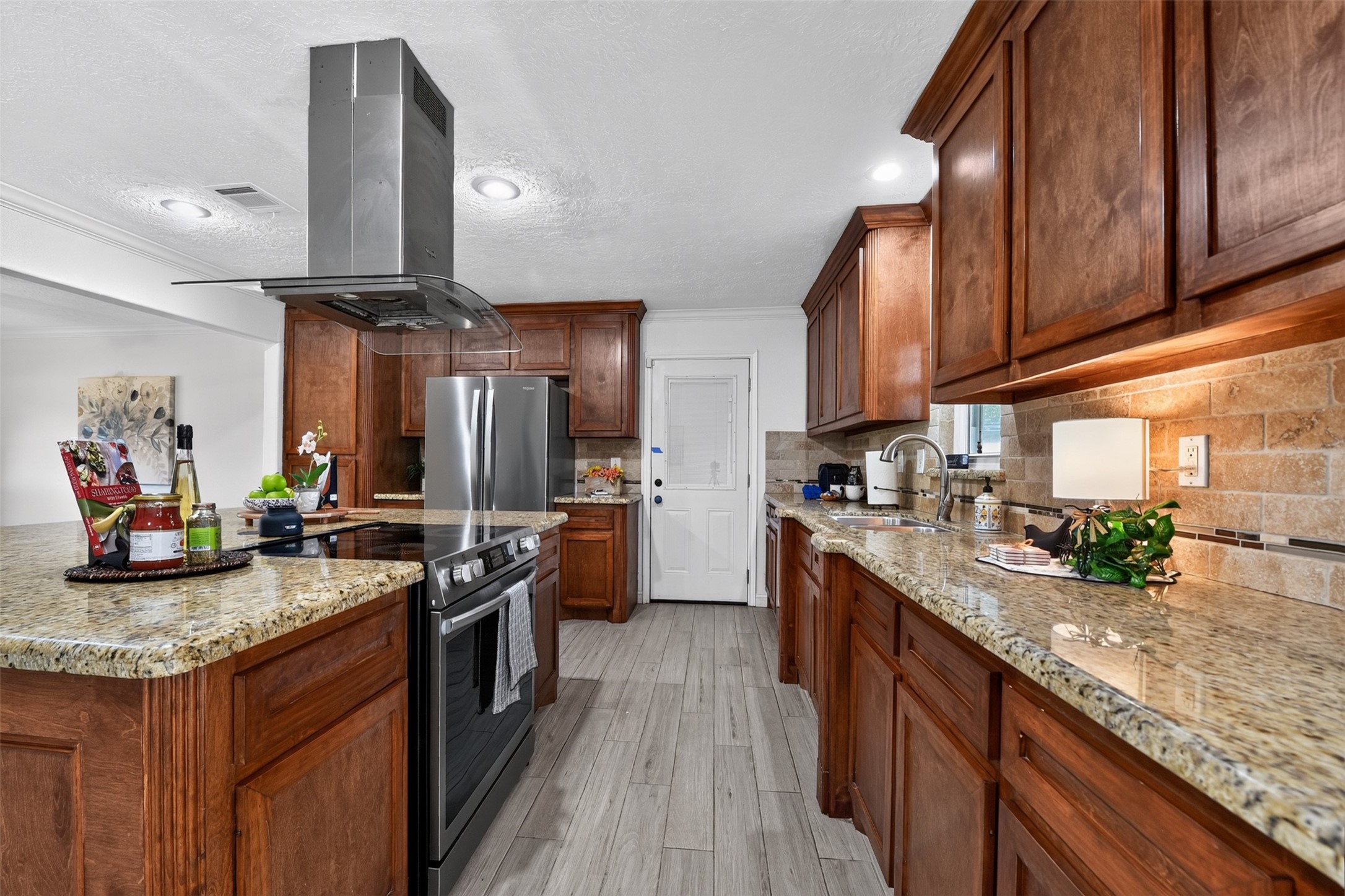 10407 Winding Trail Road Property Photo 11