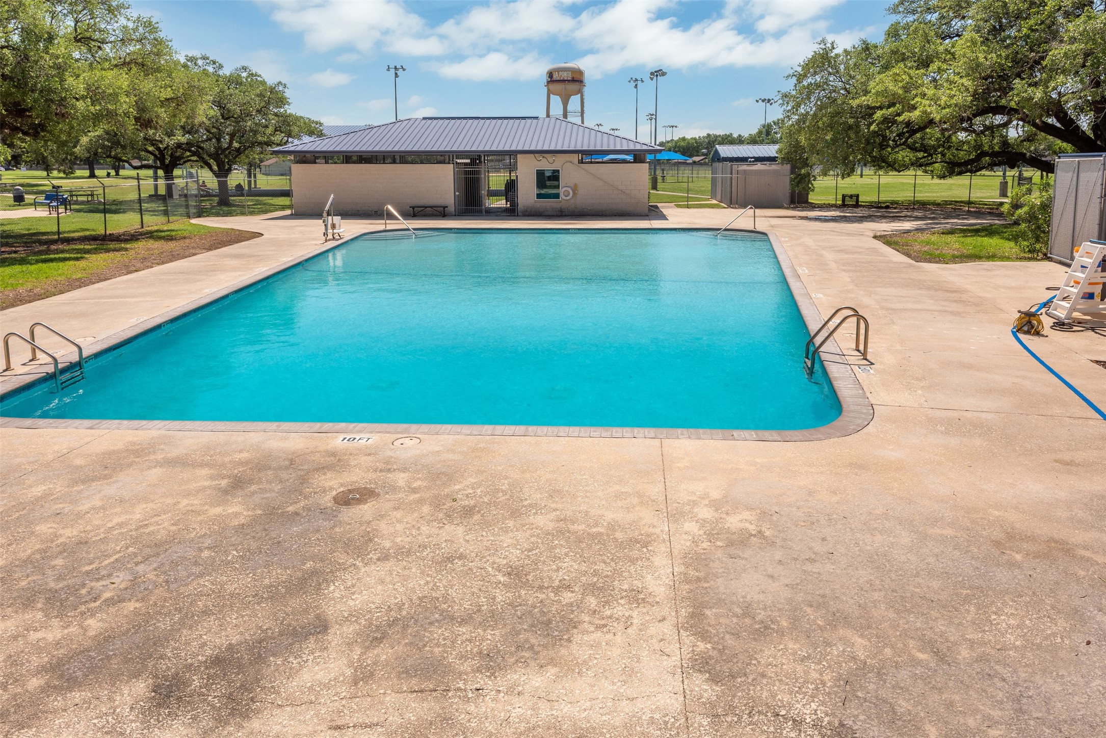 10407 Winding Trail Road Property Photo 37