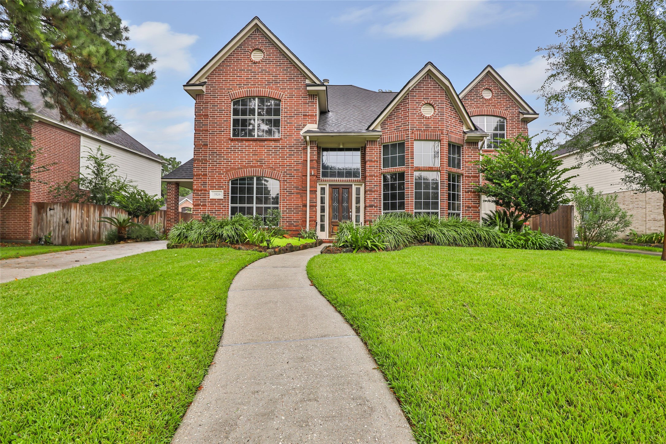 3526 Whispering Brook Drive Property Photo 1