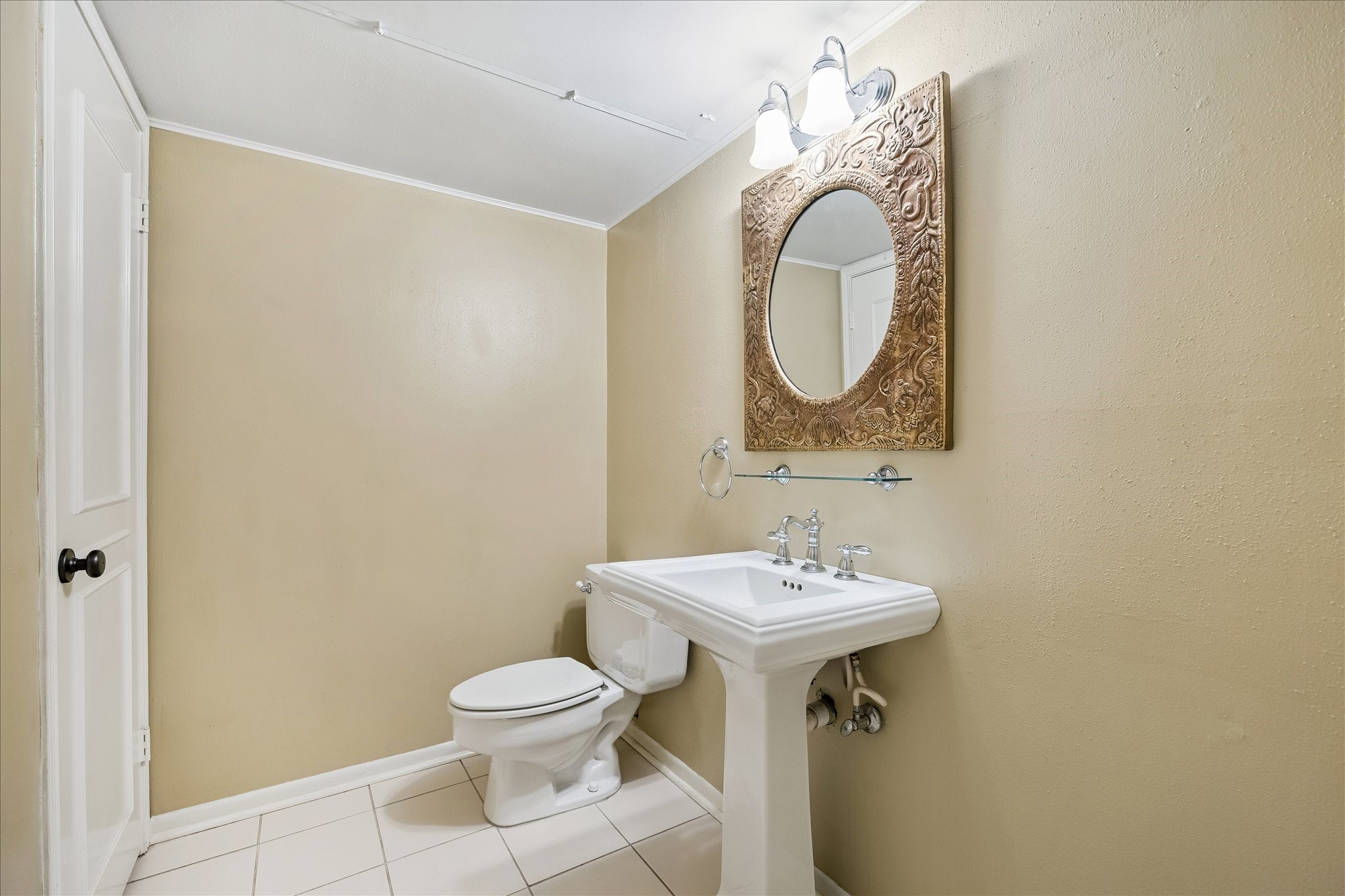 1601 S Shepherd Drive 272 Property Photo 13