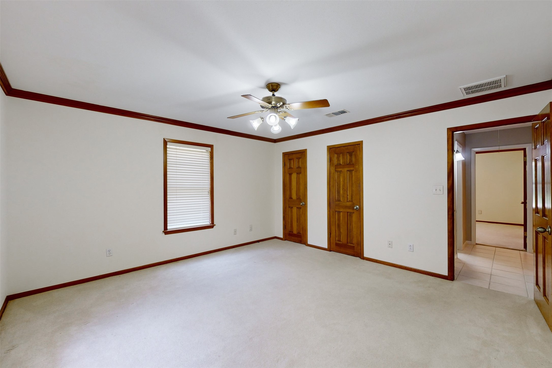 1 Acapulco Lane Property Photo 7