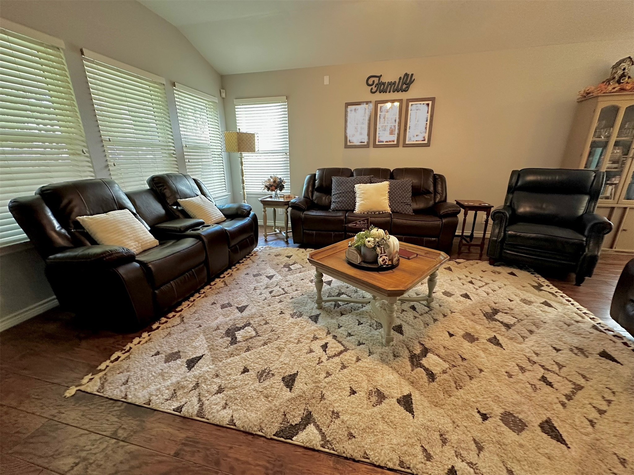 3617 Marietta Lane Property Photo 6