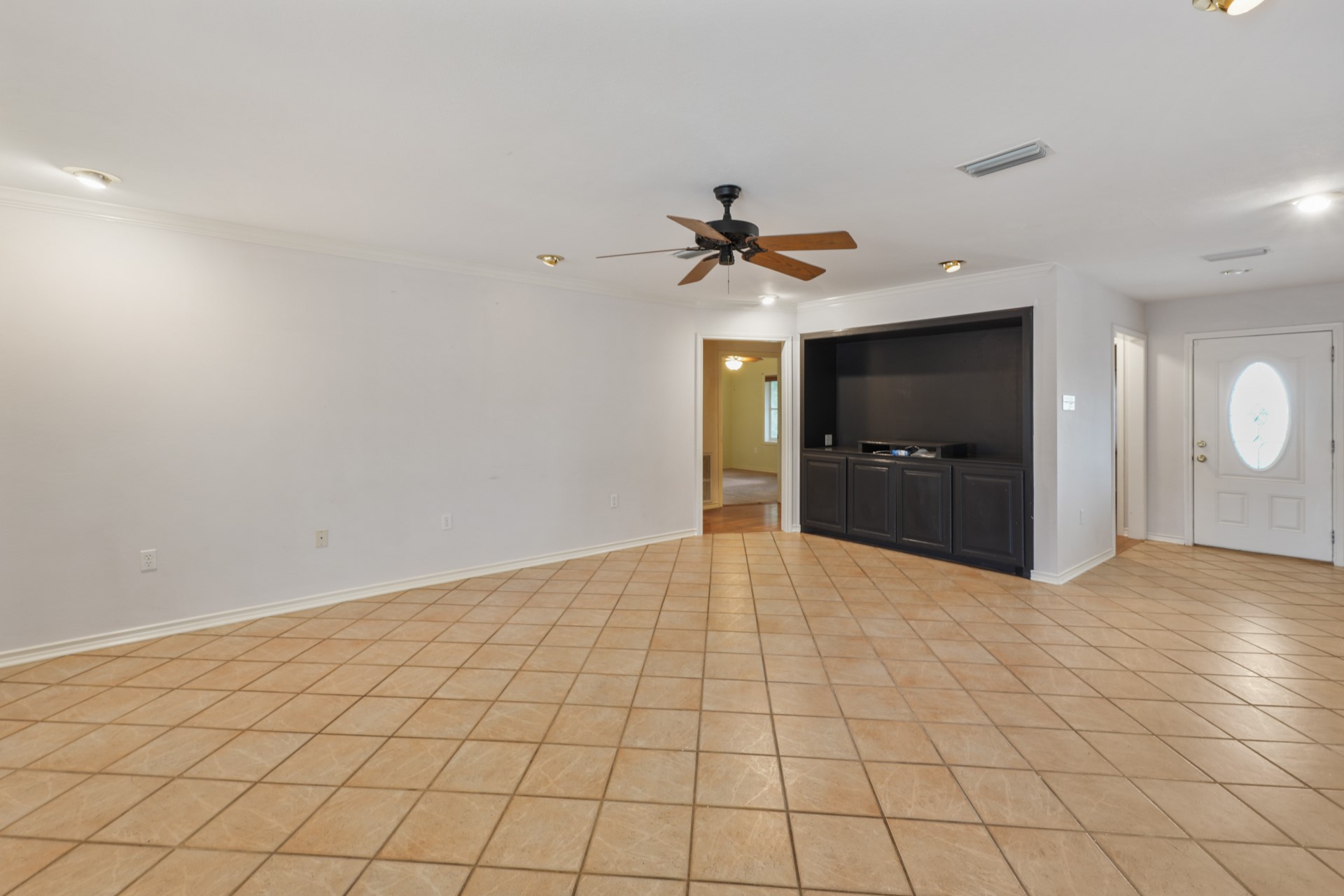 6625 E Post Road Property Photo 18