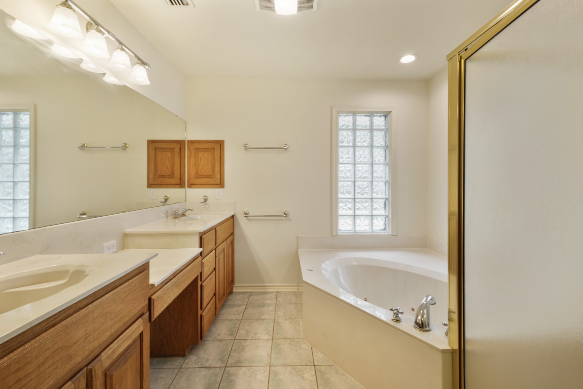 6625 E Post Road Property Photo 21