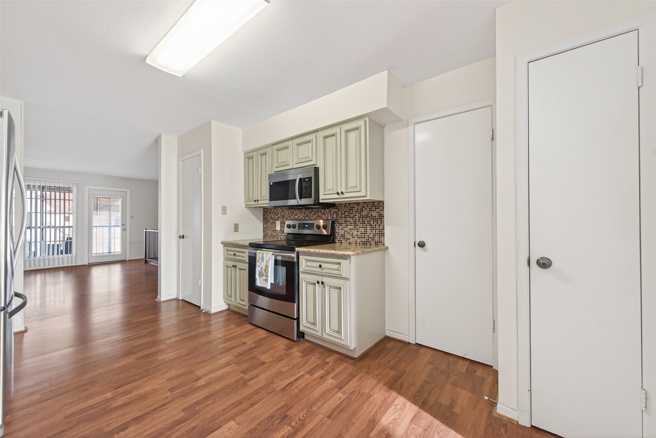 71 Regency Point Property Photo 15