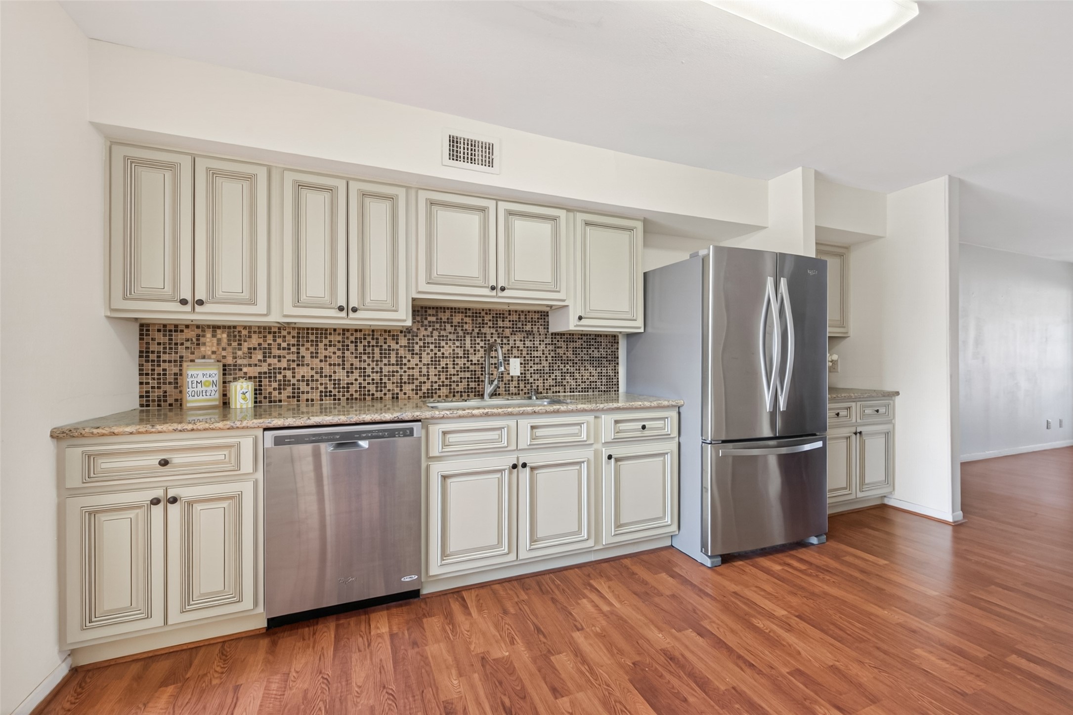 71 Regency Point Property Photo 16