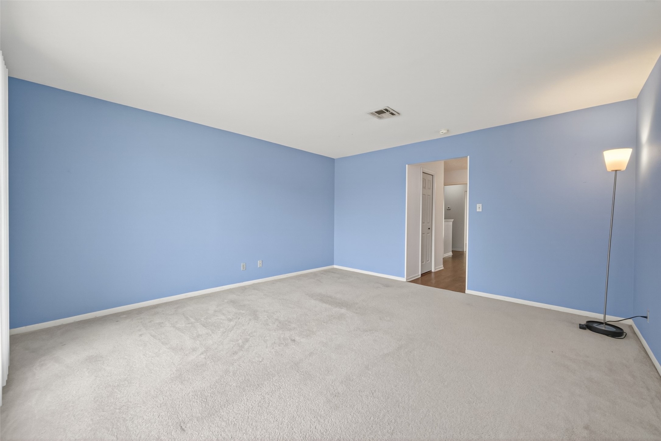 71 Regency Point Property Photo 34