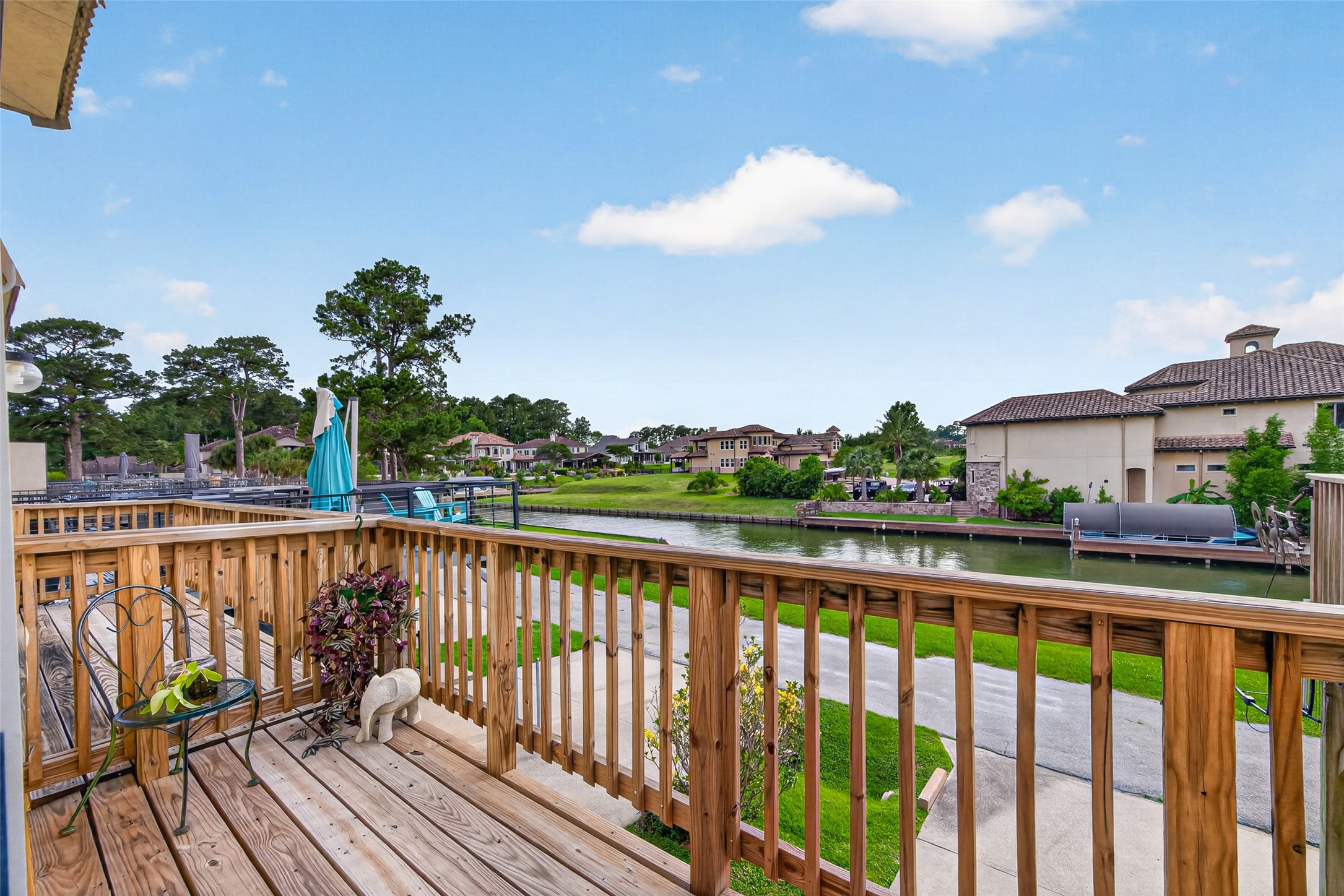 71 Regency Point Property Photo 39