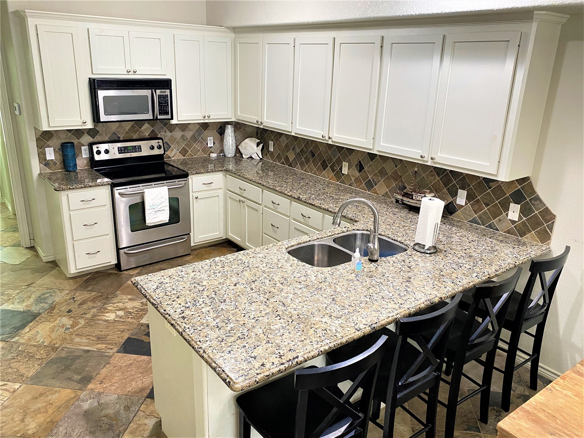 143 Boat Slip Road Property Photo 10