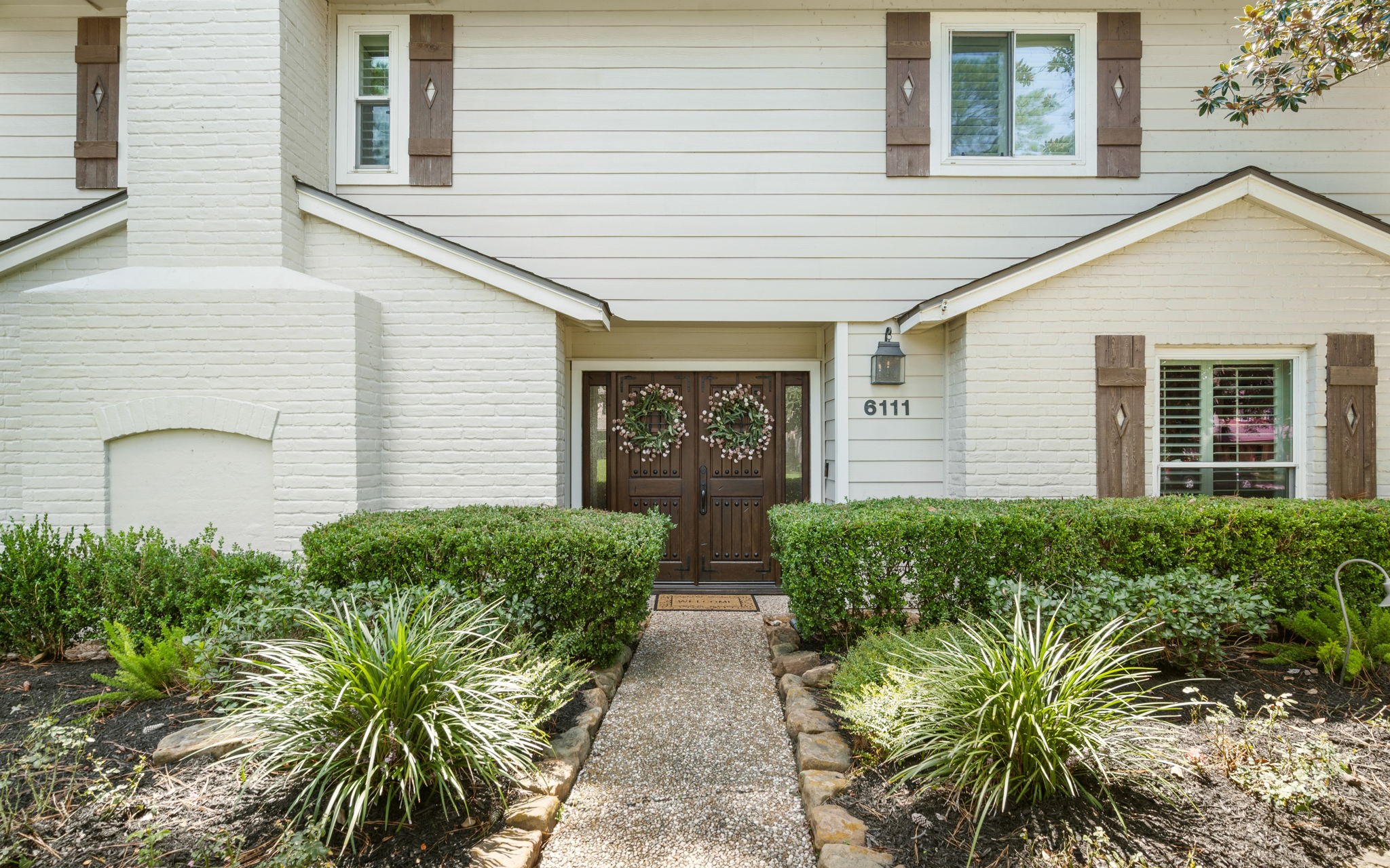 6111 Hickorycrest Drive Property Photo 6