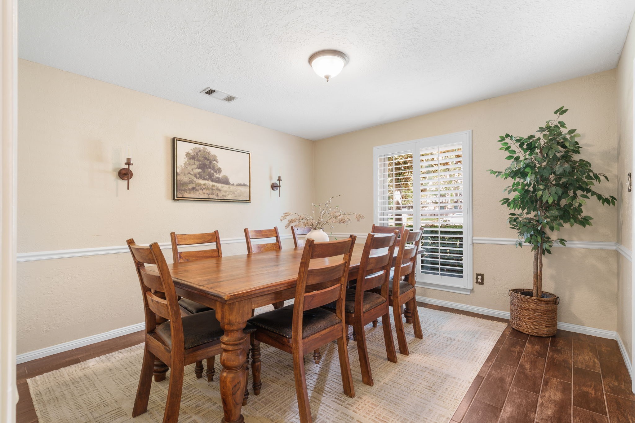 6111 Hickorycrest Drive Property Photo 19